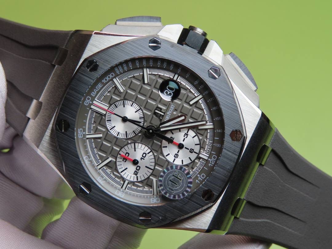 爱彼皇家橡树离岸型计时码表