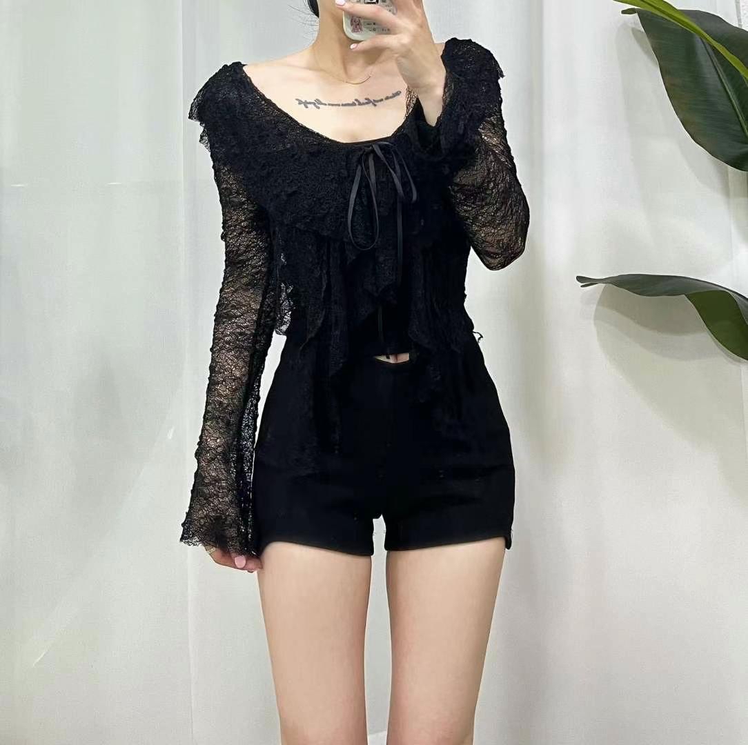 蝴蝶交叉兩著外套