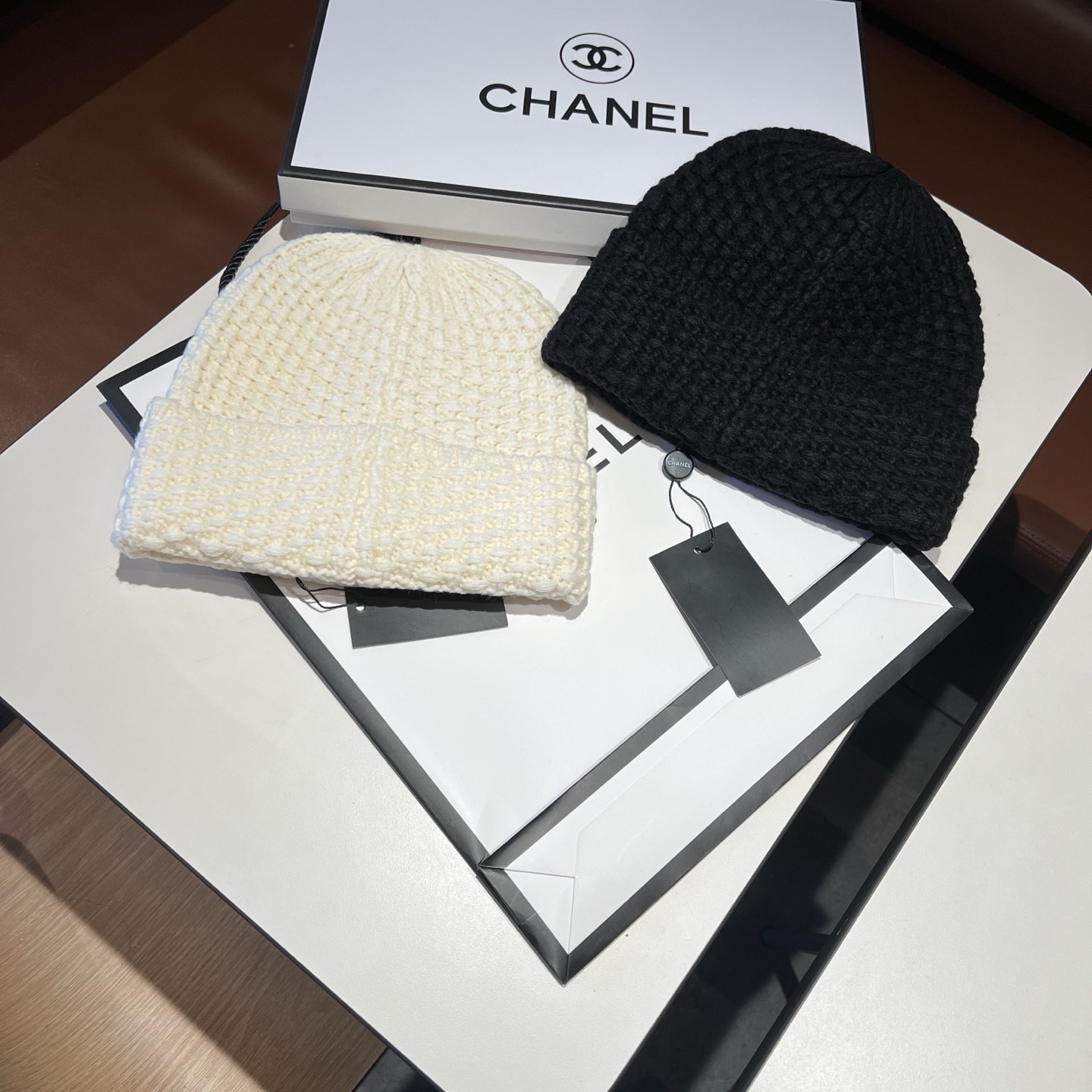 【原單】CHANEL 羊絨針織冷帽