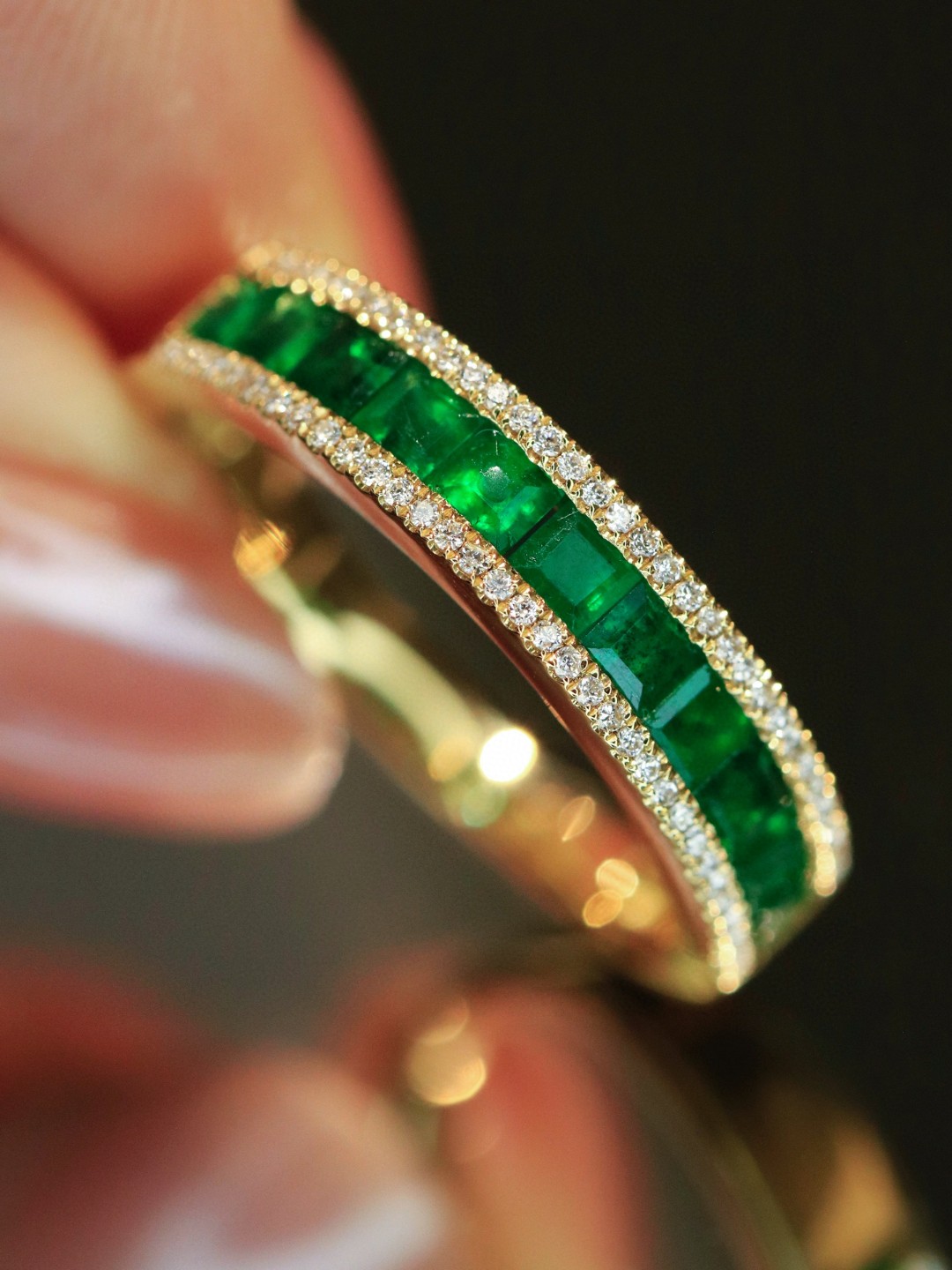 18K祖母绿鑽石戒指 E1.02 D0.17 G3 S16