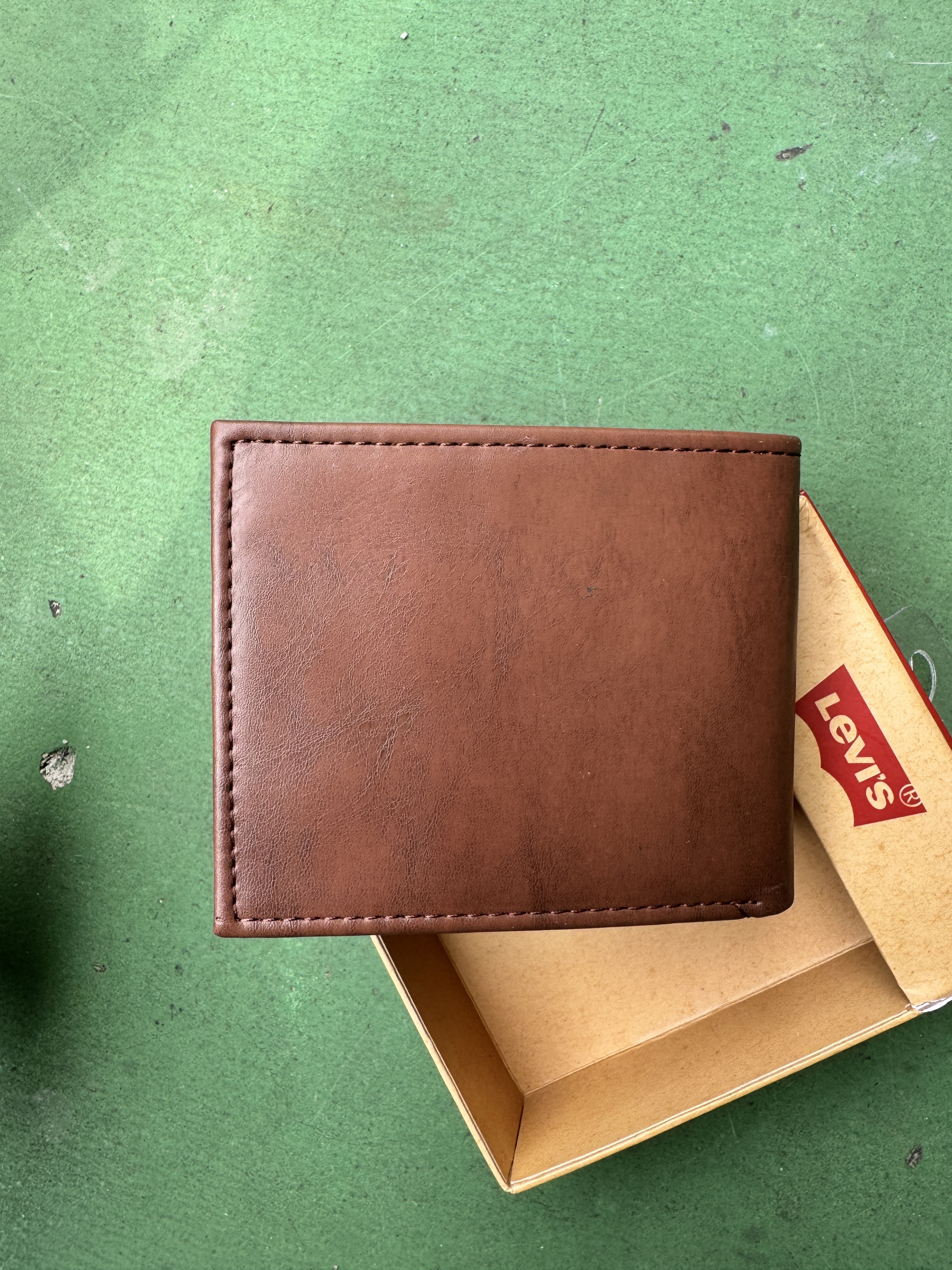 Levi’s 啡色皮銀包 (香港現貨)