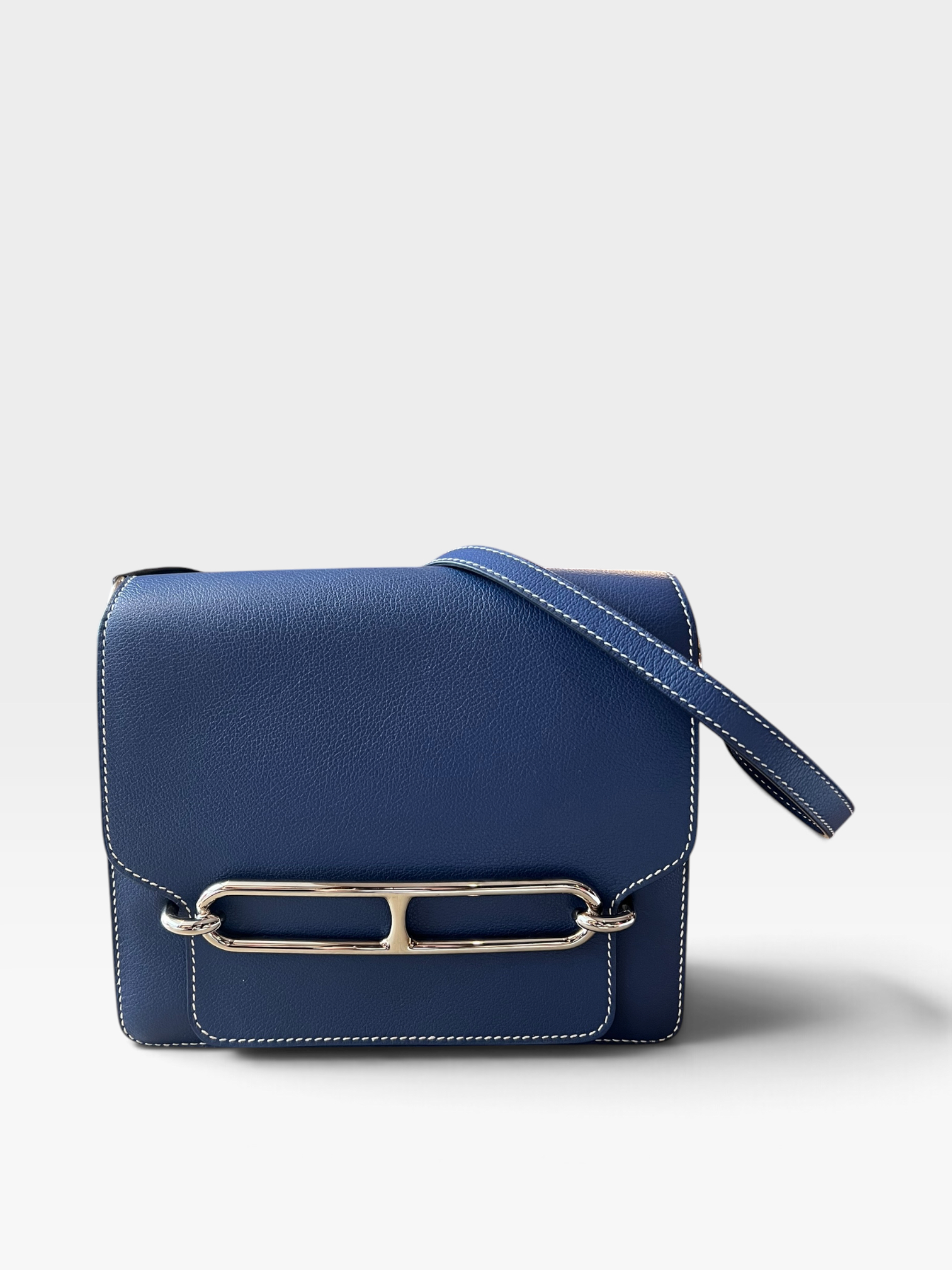 Pre-Owned HERMÉS Roulis 23 Stamp C / Product Code: 091812