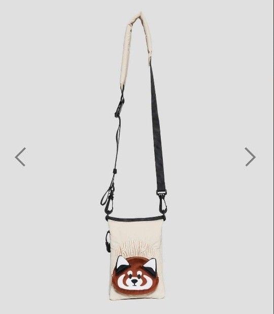 日本現貨📍日本小熊貓立體大頭斜咩袋仔