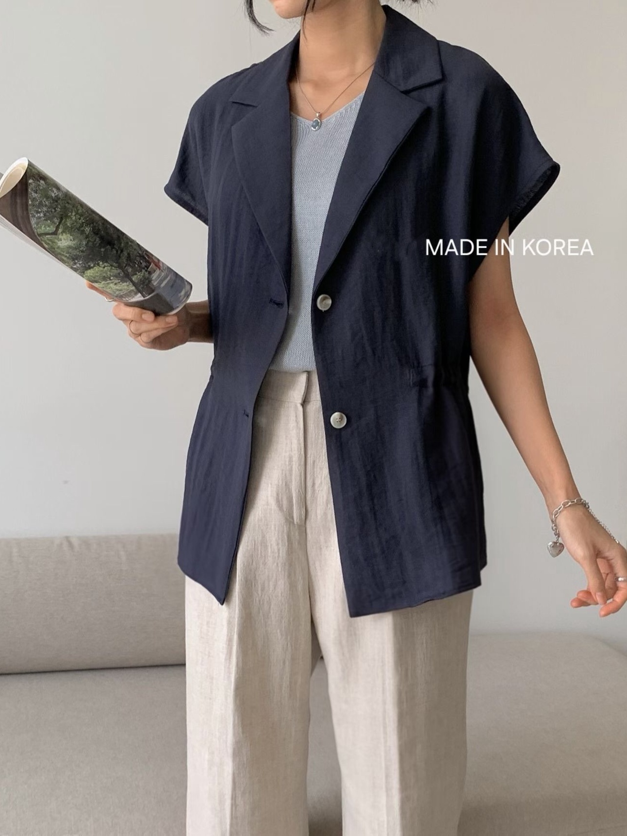 G6271 韓國🇰🇷薄料修腰外套仔