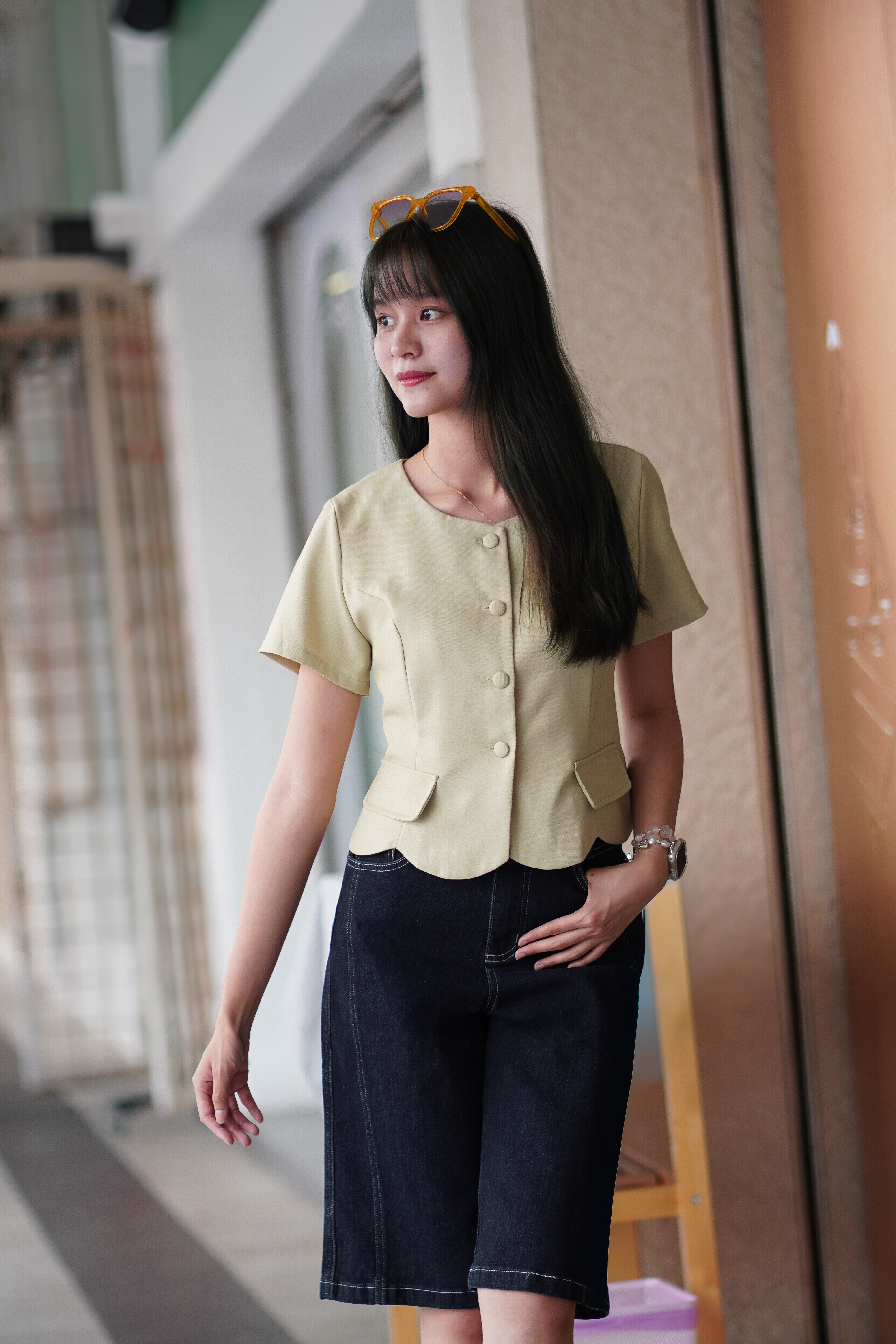 30575 Muse Tailored Crop Top