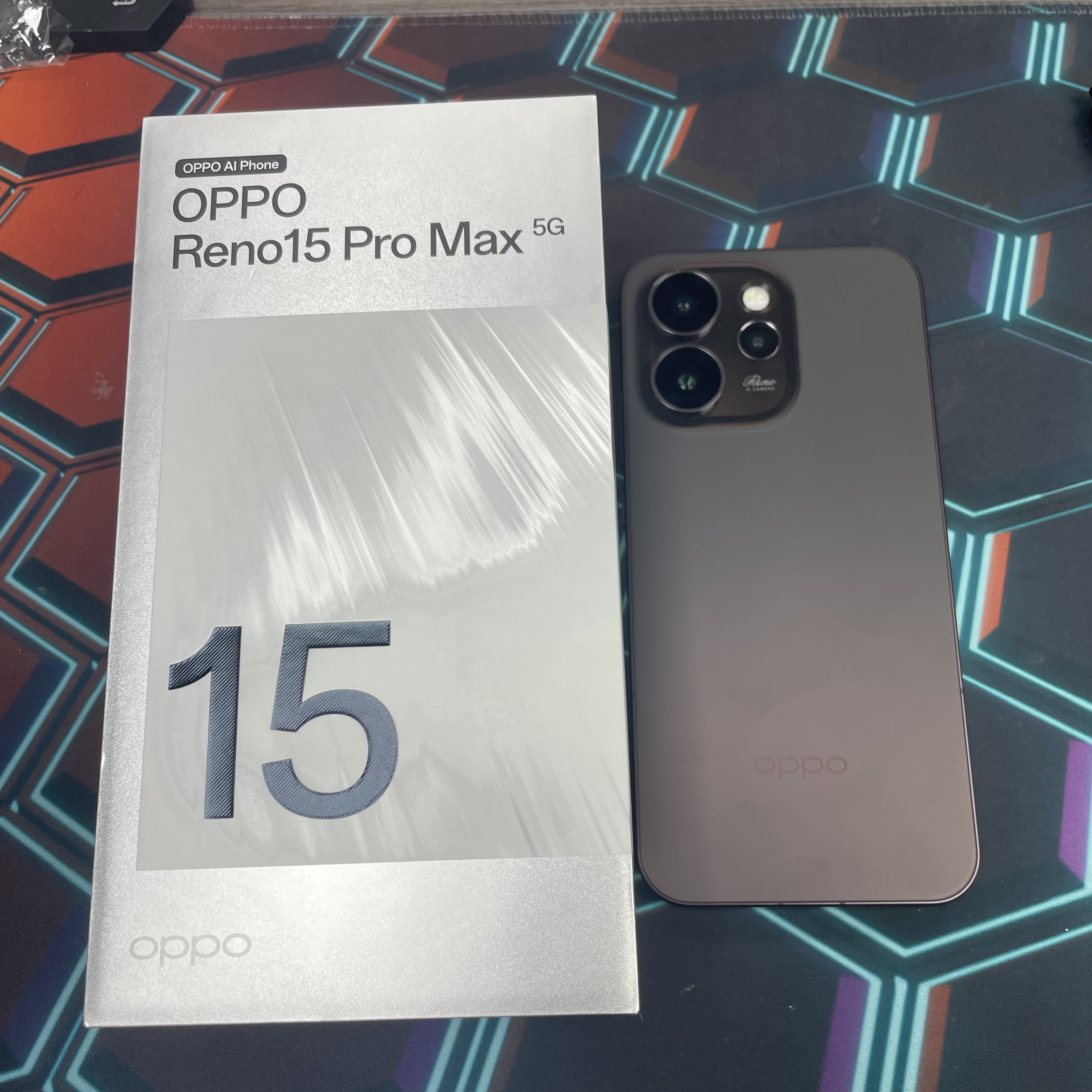 *6801 Oppo Reno 15 Pro Max 5G 完美機 12+512GB 棕色 brown