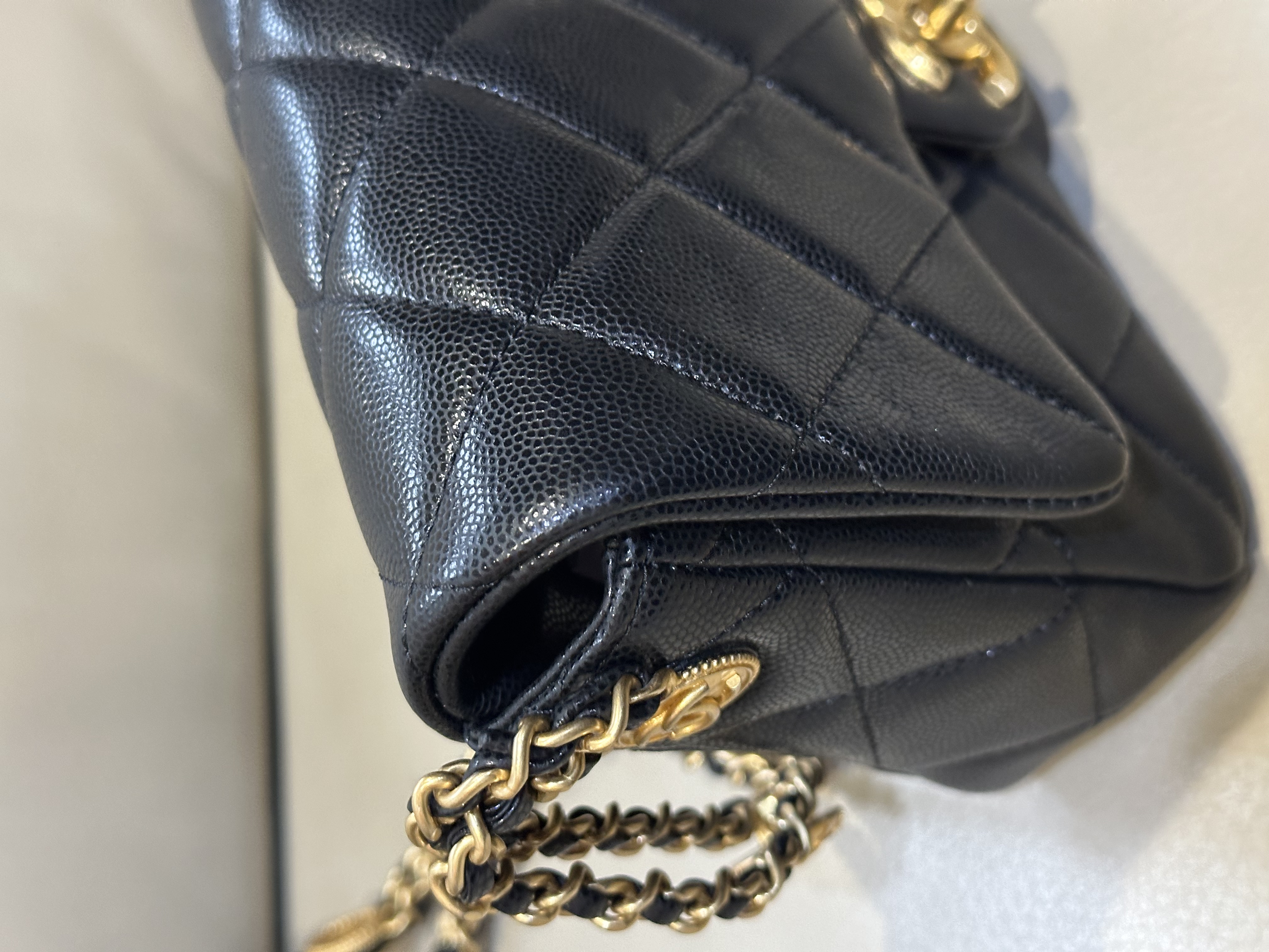 Pre-Owned Chanel Flap Bag / Product Code: 26040518