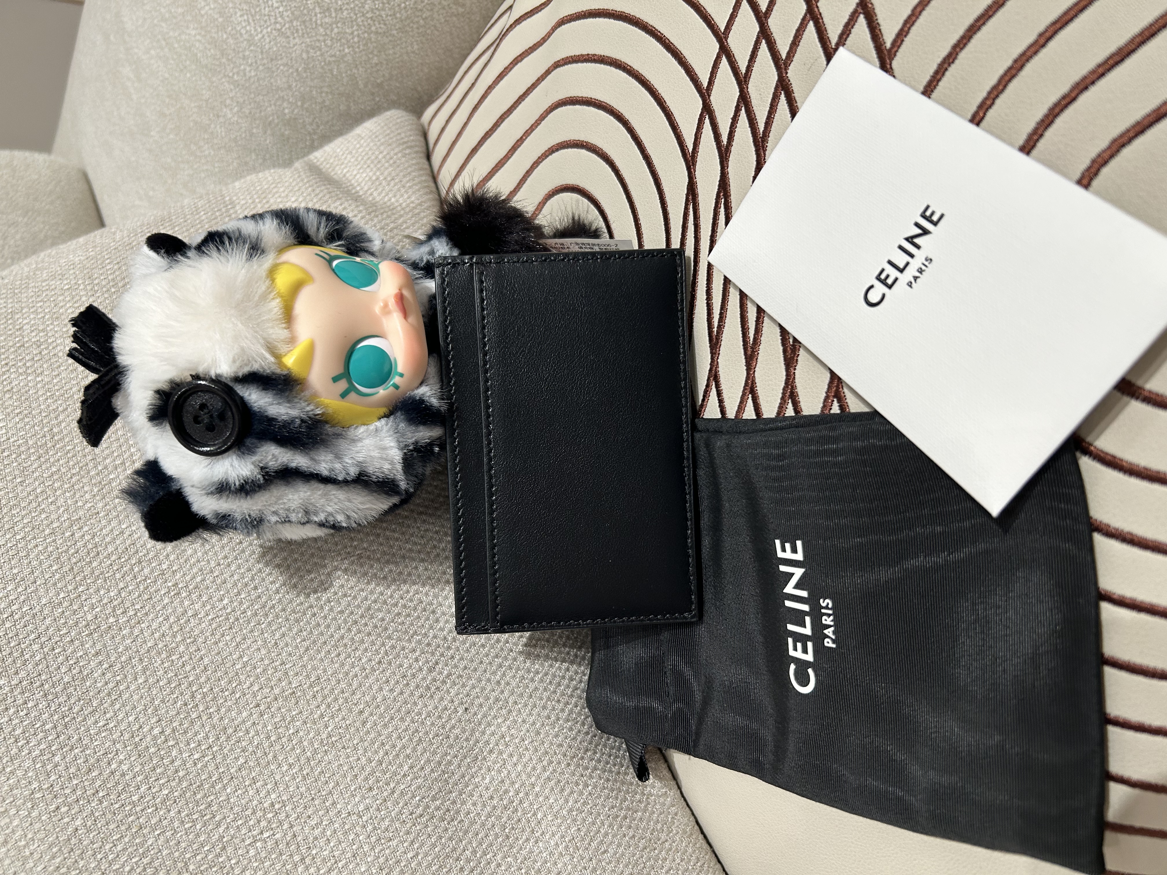 Celine card holder Black calfskin 100%Authentic ,99%new ✅dust bag✅Booklet