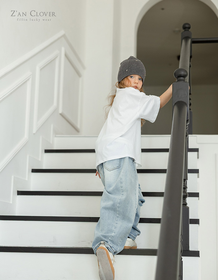 🇰🇷ZAN CLOVER tee