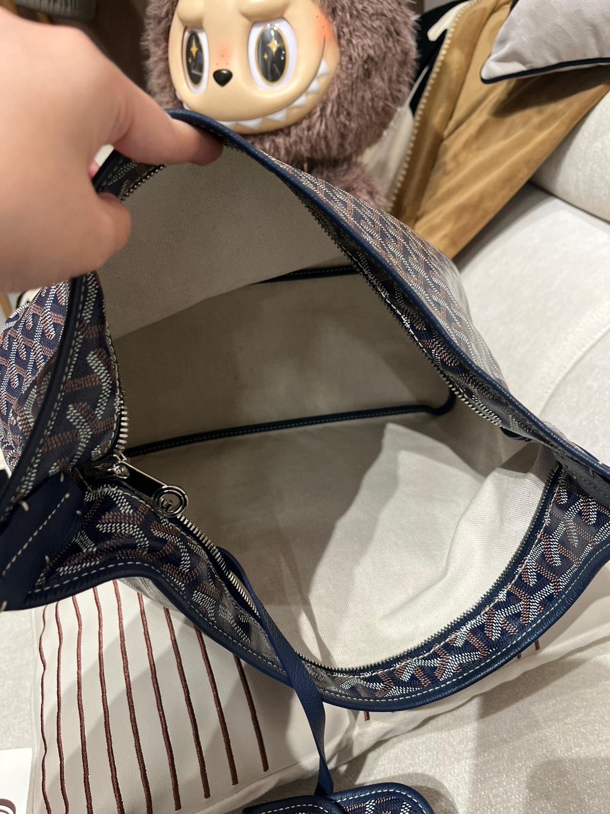 Goyard boheme hobo  Navy 100%Authentic, 95%new ✅收據✅pouch ✅dust bag
