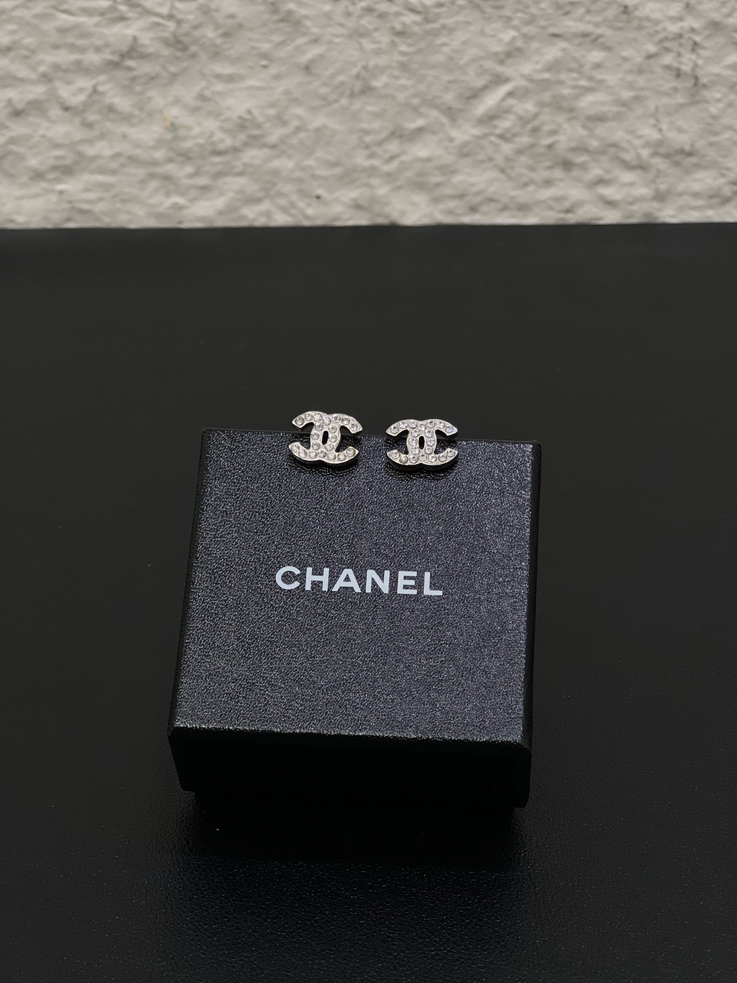 【預訂貨品】CHANEL經典雙C水鑽耳環