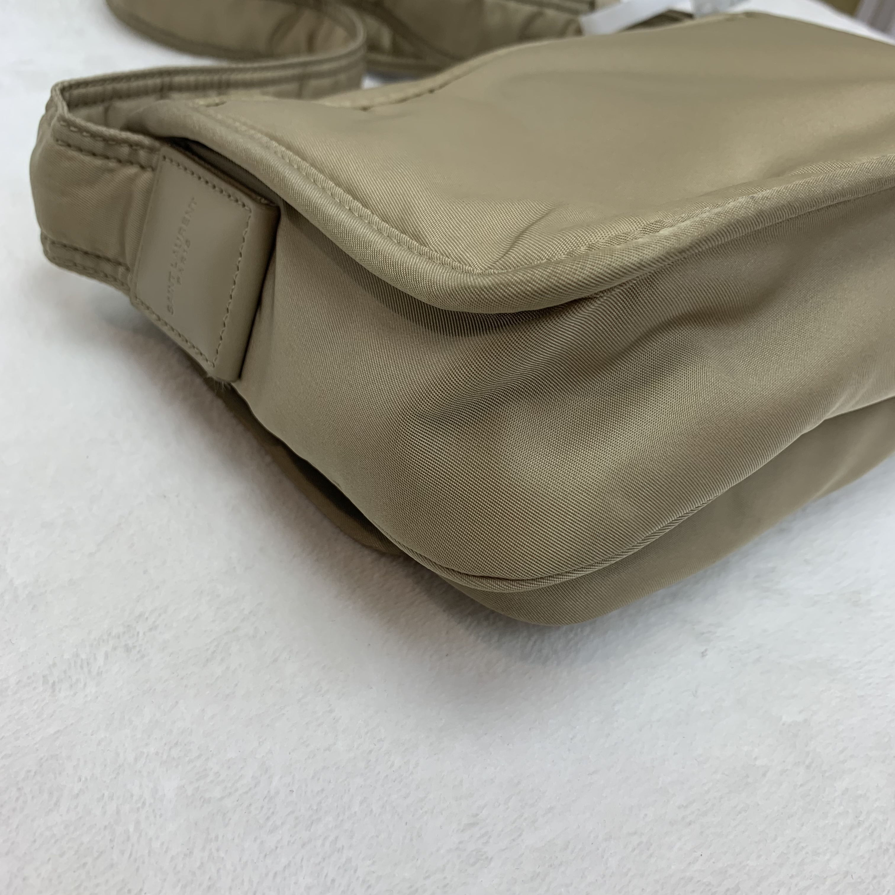 YSL niki 尼龍卡其色