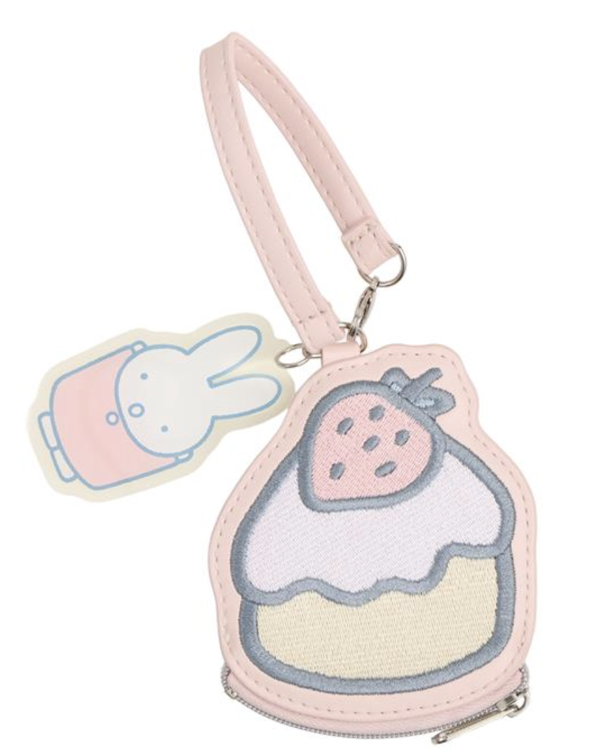 🐰Pre Order  - miffy 聯乘限定 Little Fruit Parade 刺繡 Pouch / 毛巾   ( 📦 大約 5月中到貨, 若遇到缺貨或其它因素貨期會延遲 ）