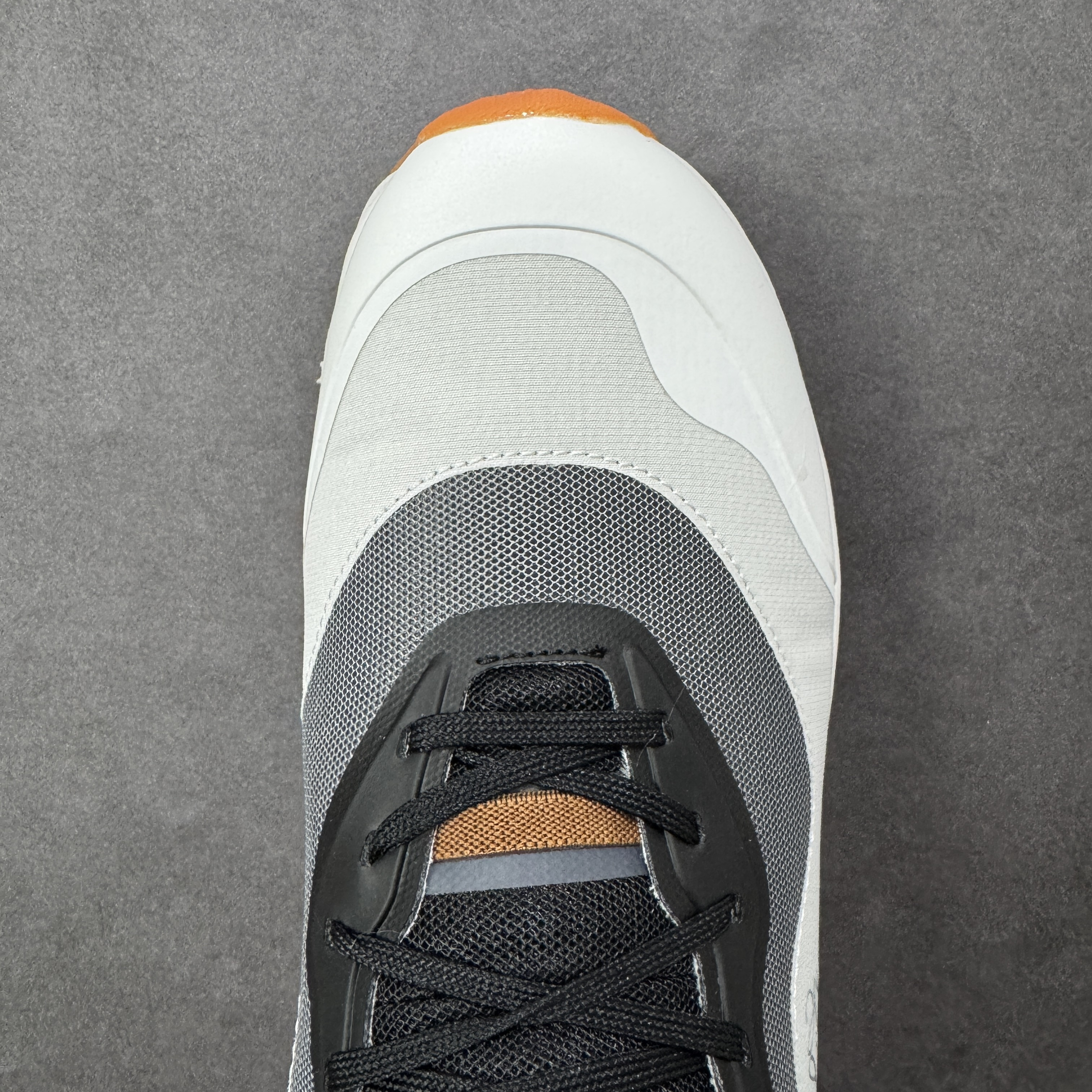 On Running Cloudtilt 2LOEWE 