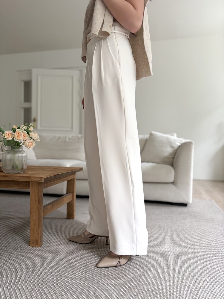 Charlyne Seamless-Front Slacks (Ivory)