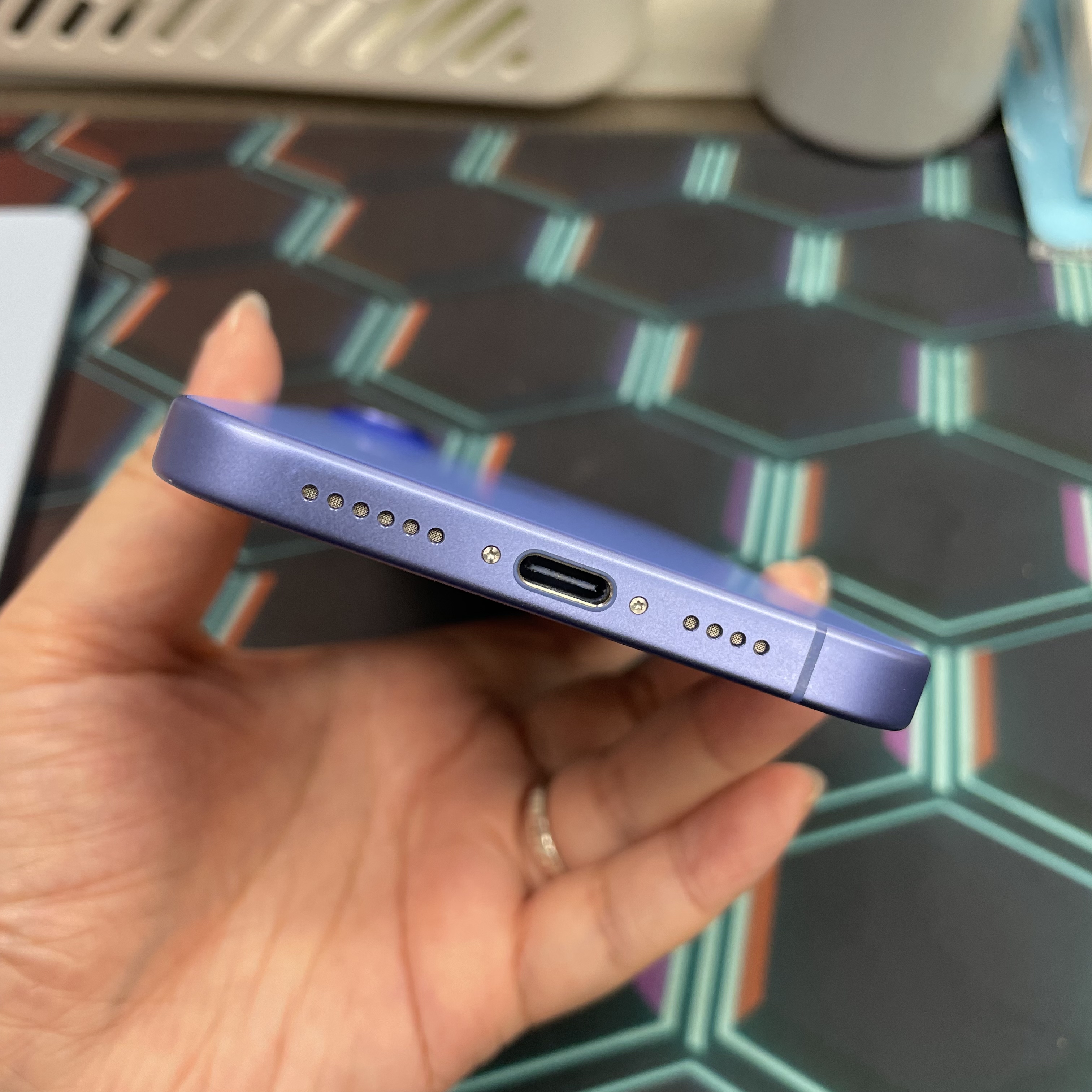 *7700 16 Plus 完美機 256GB 電100 藍色 blue