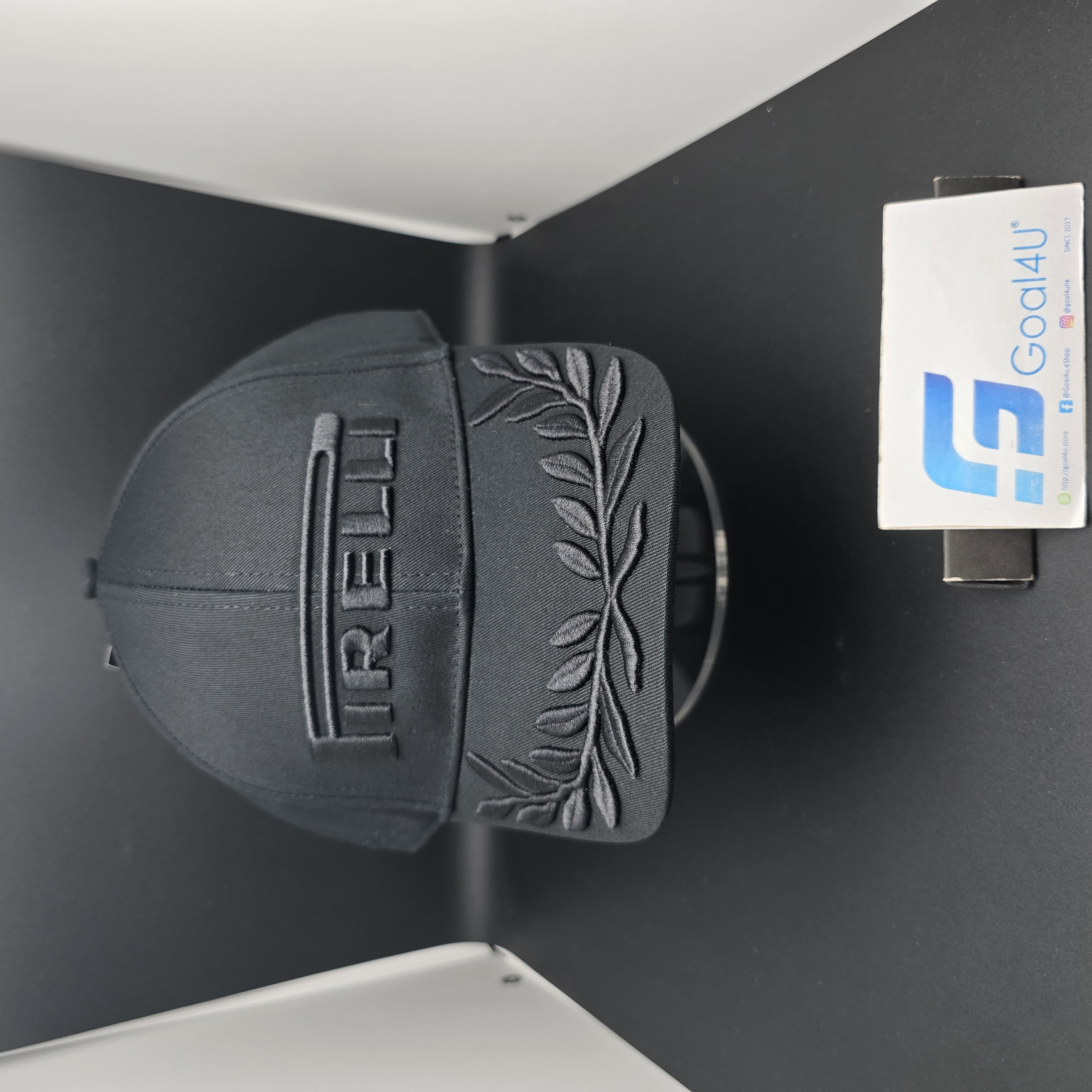 F1 Pirelli倍耐力全黑 "Lights Out" 特別版冠軍帽 PIRPC-0135