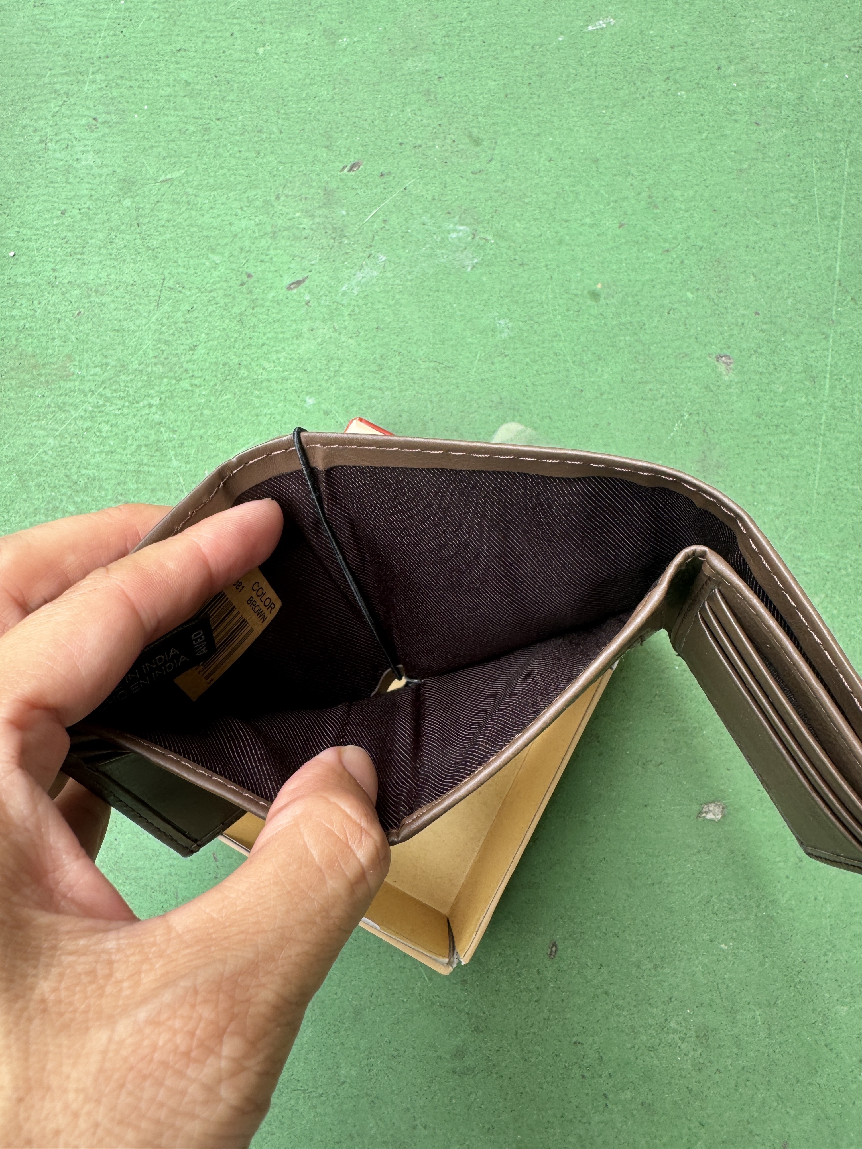 Levi’s 三摺式銀包 (香港現貨）