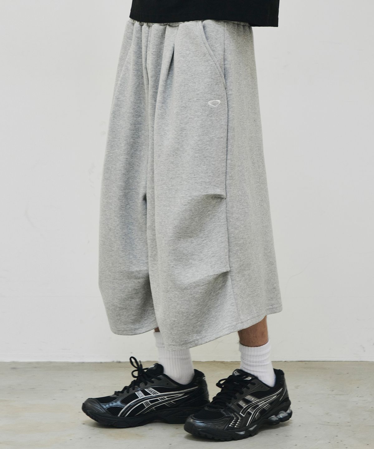 🇰🇷訂購｜SCALLYWAG 26SS｜Parachute Bermuda Training Shorts  2色 