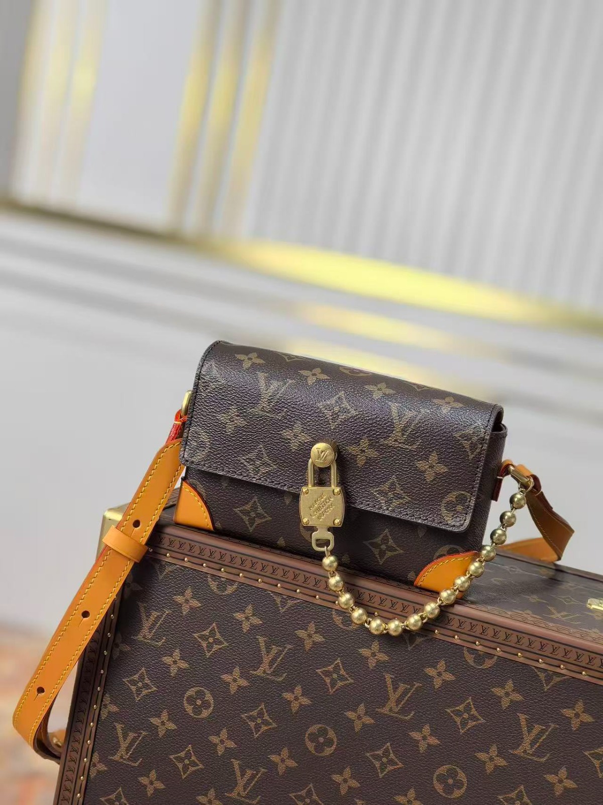 LV Steamer 可穿戴式銀包/斜挎包