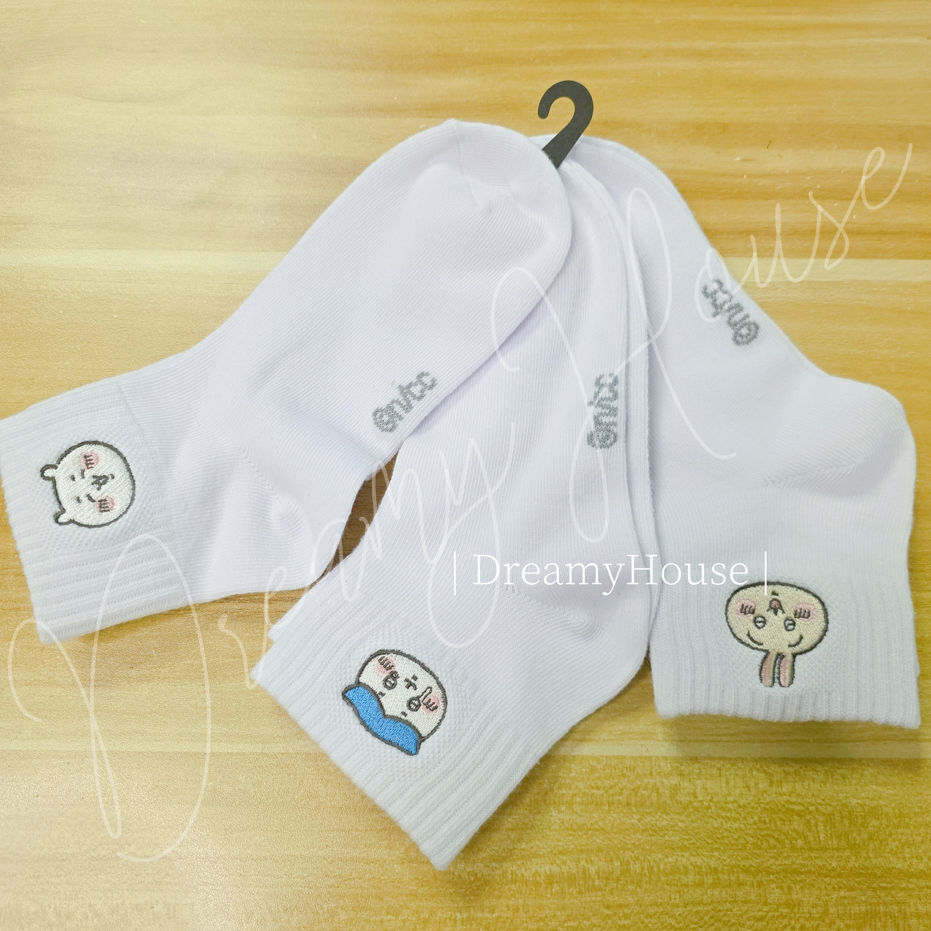 日本 Chiikawa 刺繡短襪SET