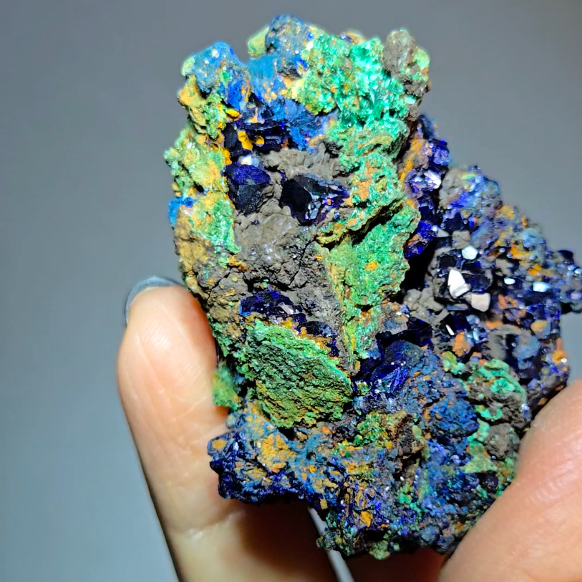Rare cubic azurite specimen - AZ23