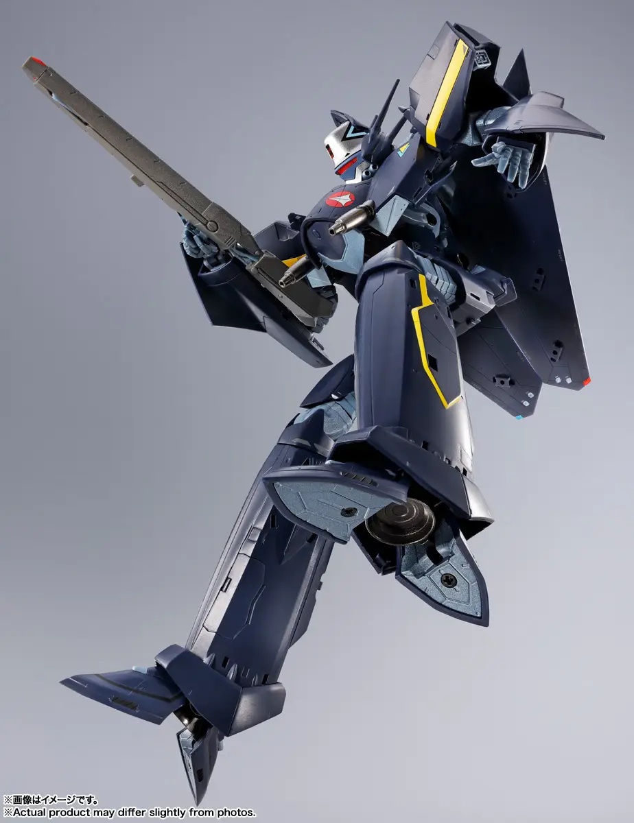DX Chogokin VF-17S Nightmare Stealth Valkyrie (Gamlin Kizaki's)