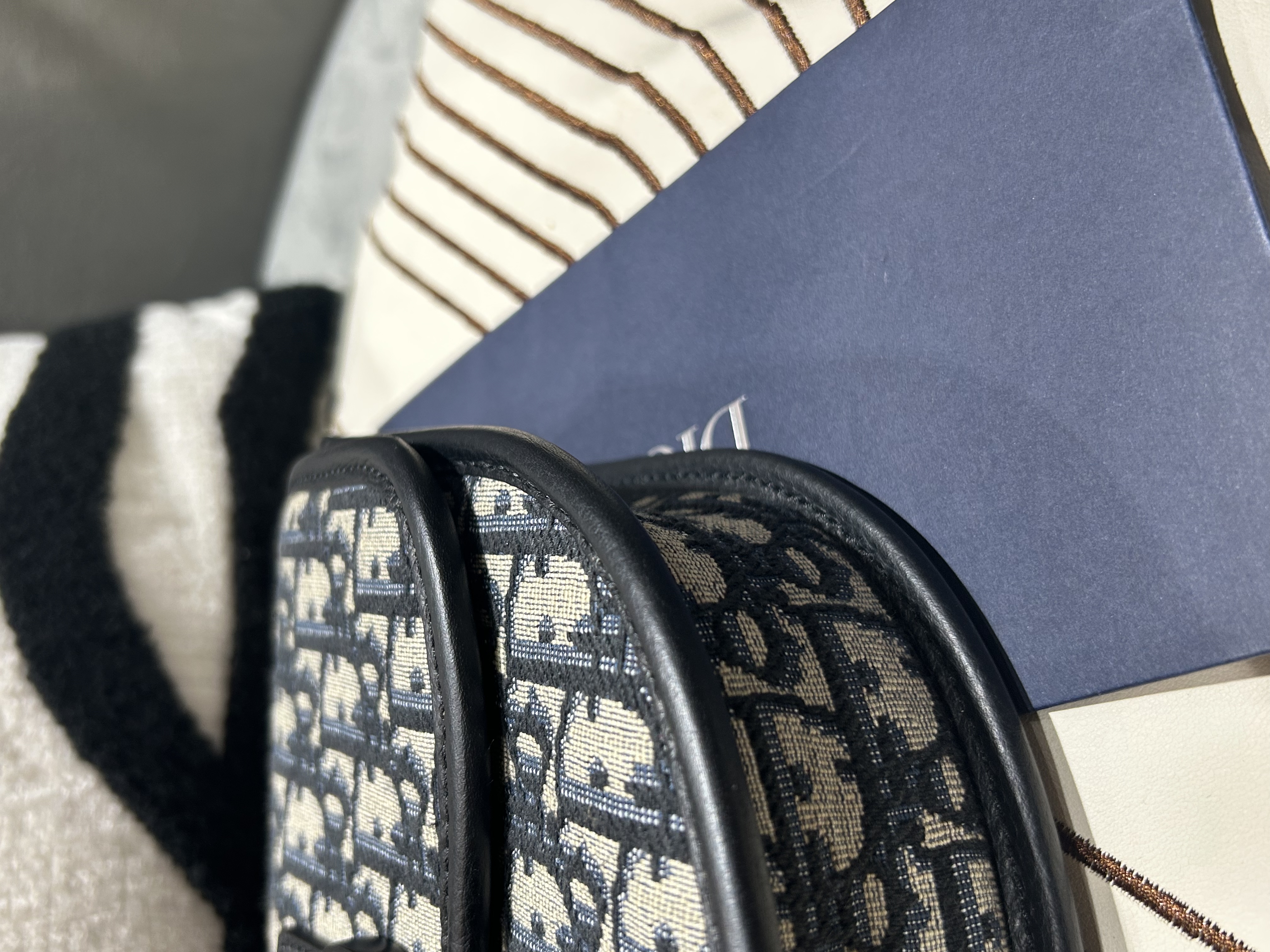 Dior Gallop Pouch Do Jacqurad Crossbody Bag 100%Authentic, 98%New ✅專門店收據✅Dust bag