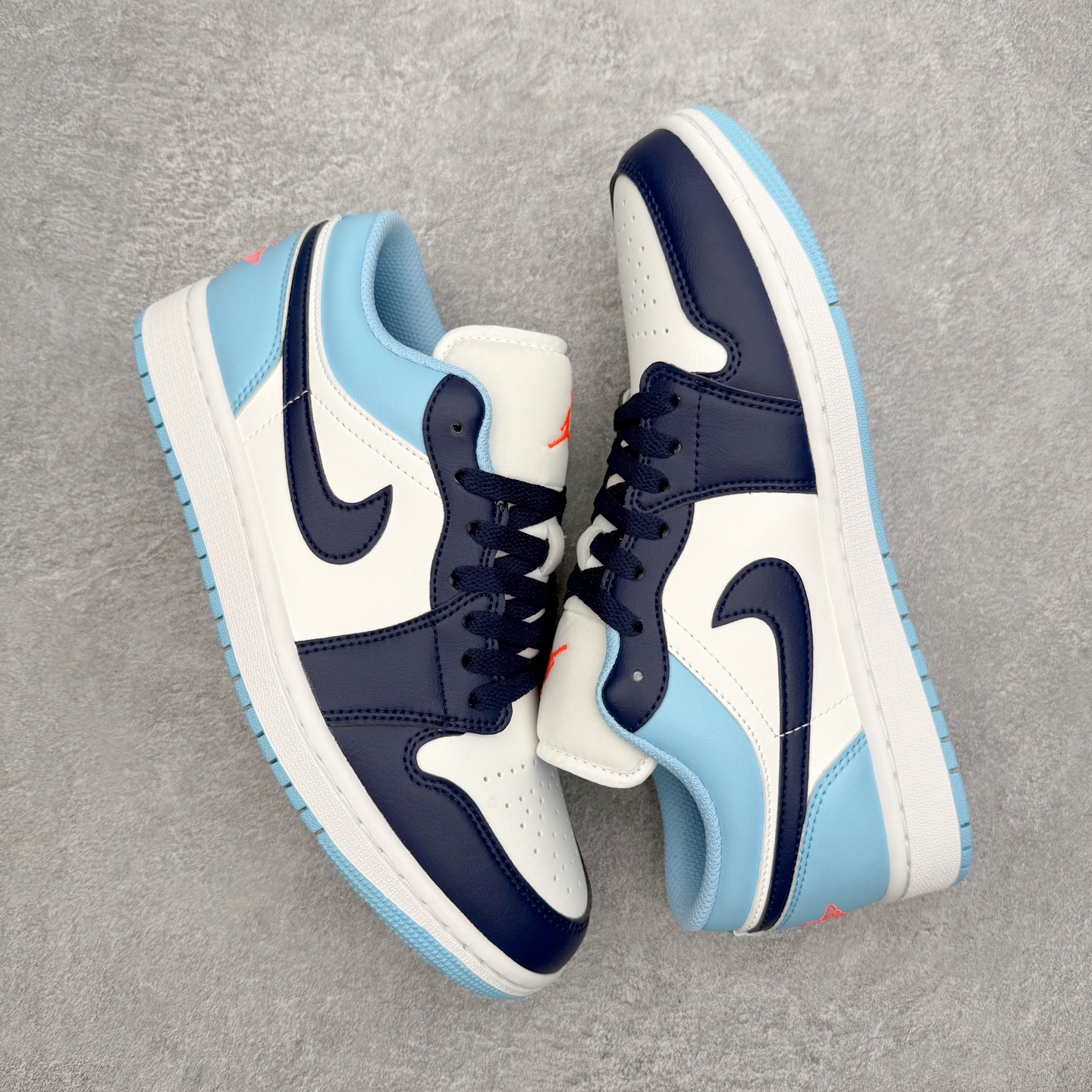 Air Jordan 1 Low 553558-149