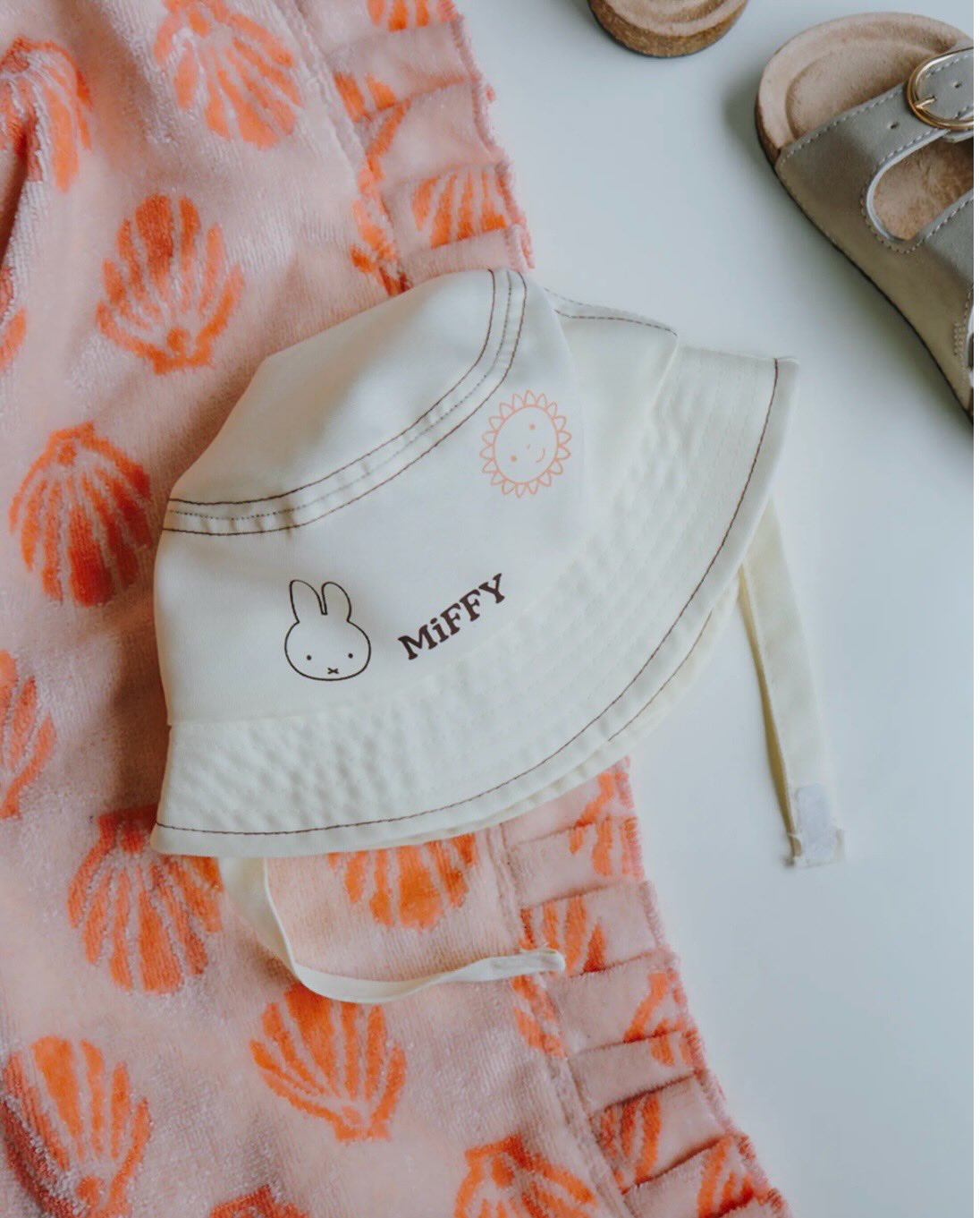 Miffy baby hat (beige) 