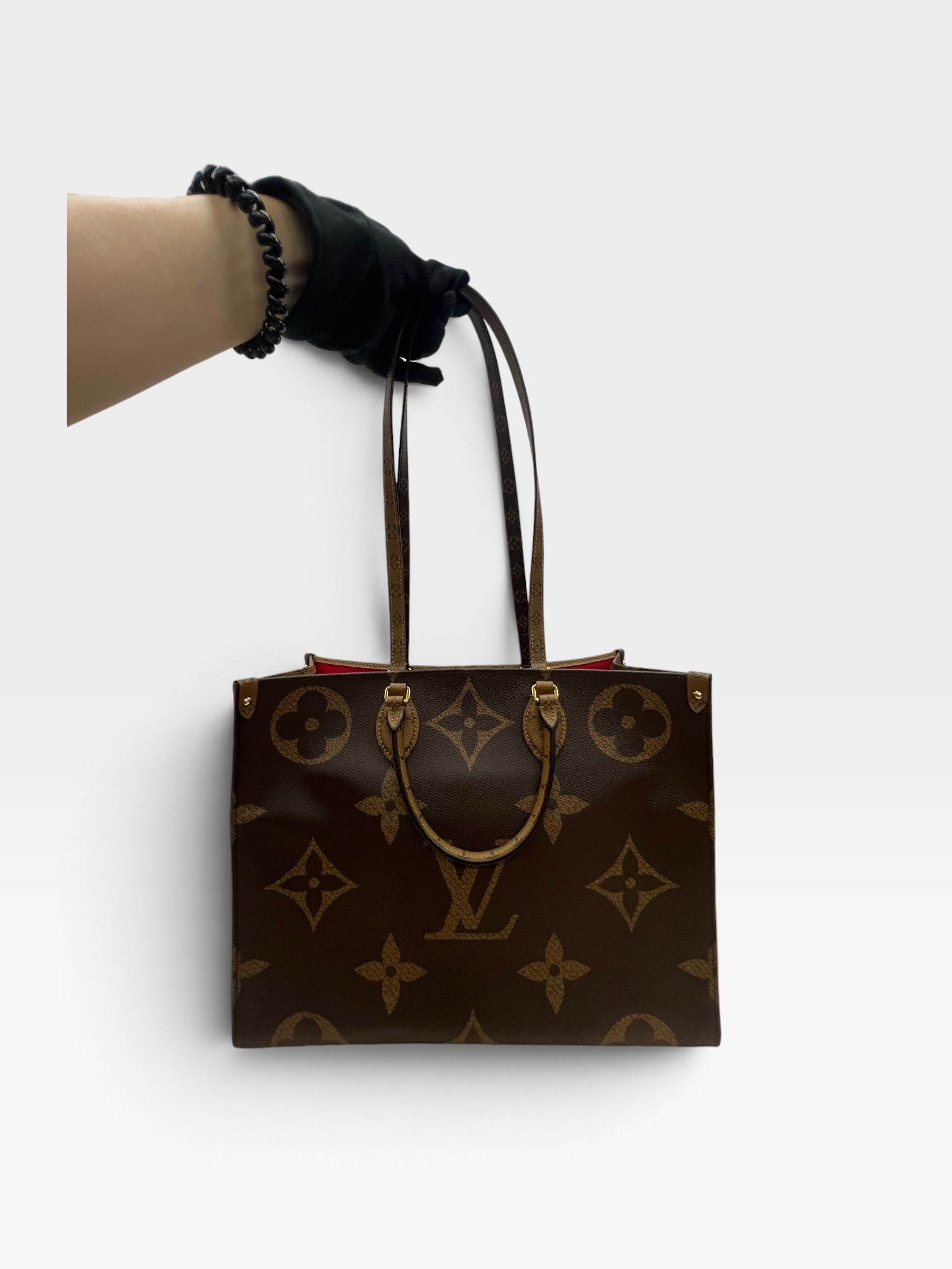 Pre-Owned Louis Vuitton OnTheGo Giant Monogram Reverse Tote Bag/Product Code: 102302