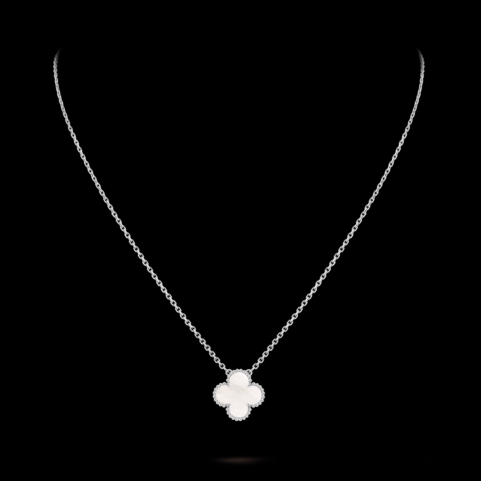 VAN CLEEF & ARPELS White Gold 18K Mother Of Pearl Vintage Alhambra Fine Necklace Vintage Alhambra吊墜 珍珠母貝白金18K頸鏈 100%Authentic, 99%New ✅證書✅Box