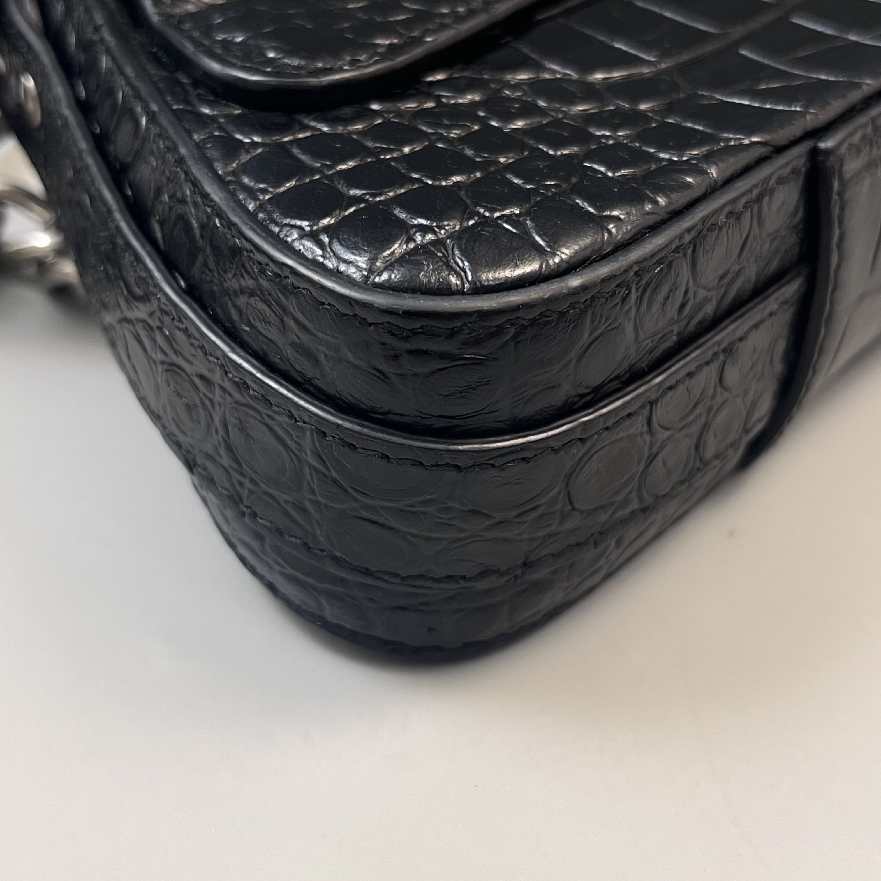 【預訂貨品】巴黎世家黑銀鰐魚壓紋腋下包