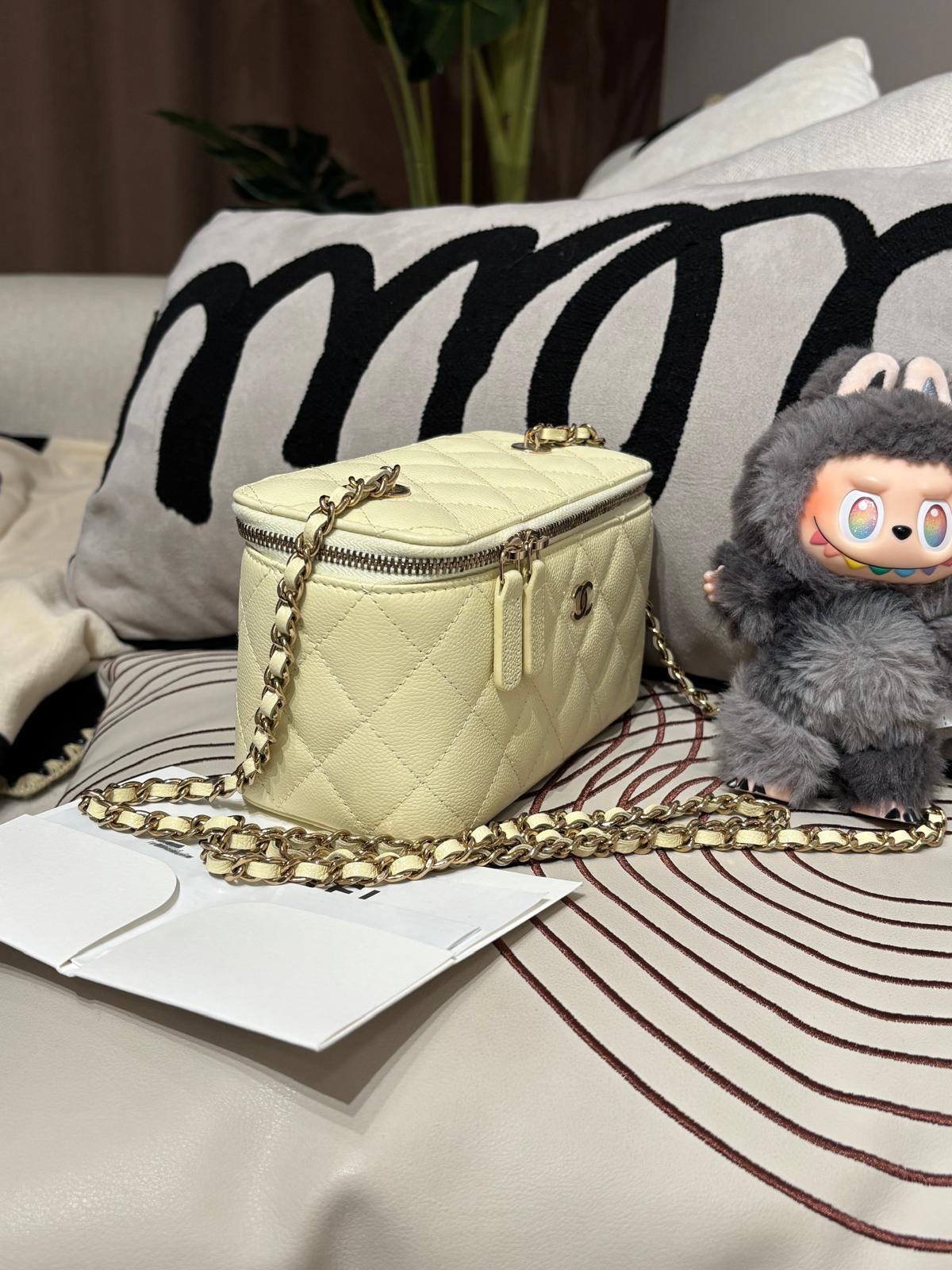 全新 Chanel vanity with chain 荔枝牛皮金鏈 100%Authentic,100%new全新 ✅晶片✅收據✅dust bag✅box