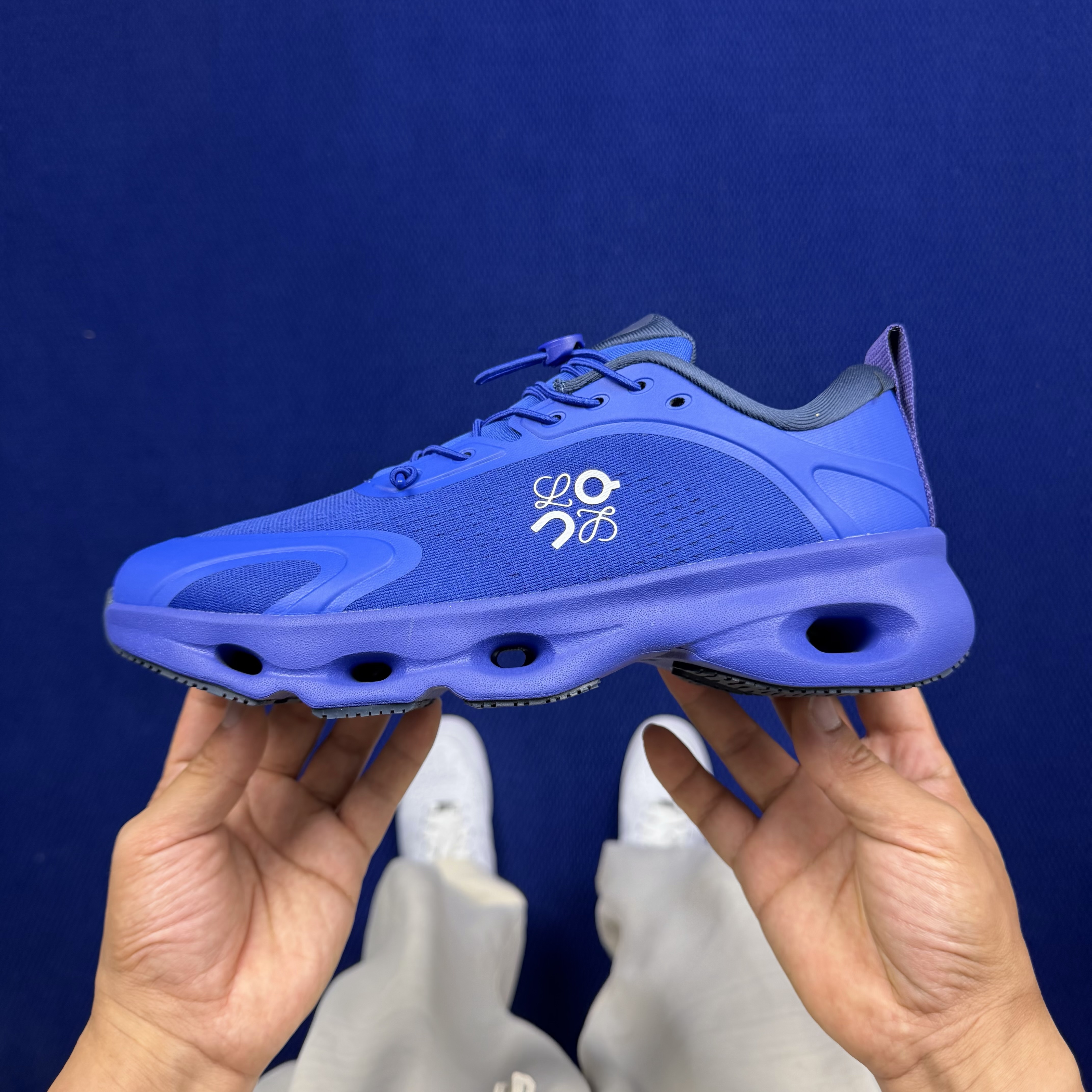 Loewe x On Cloudsolo