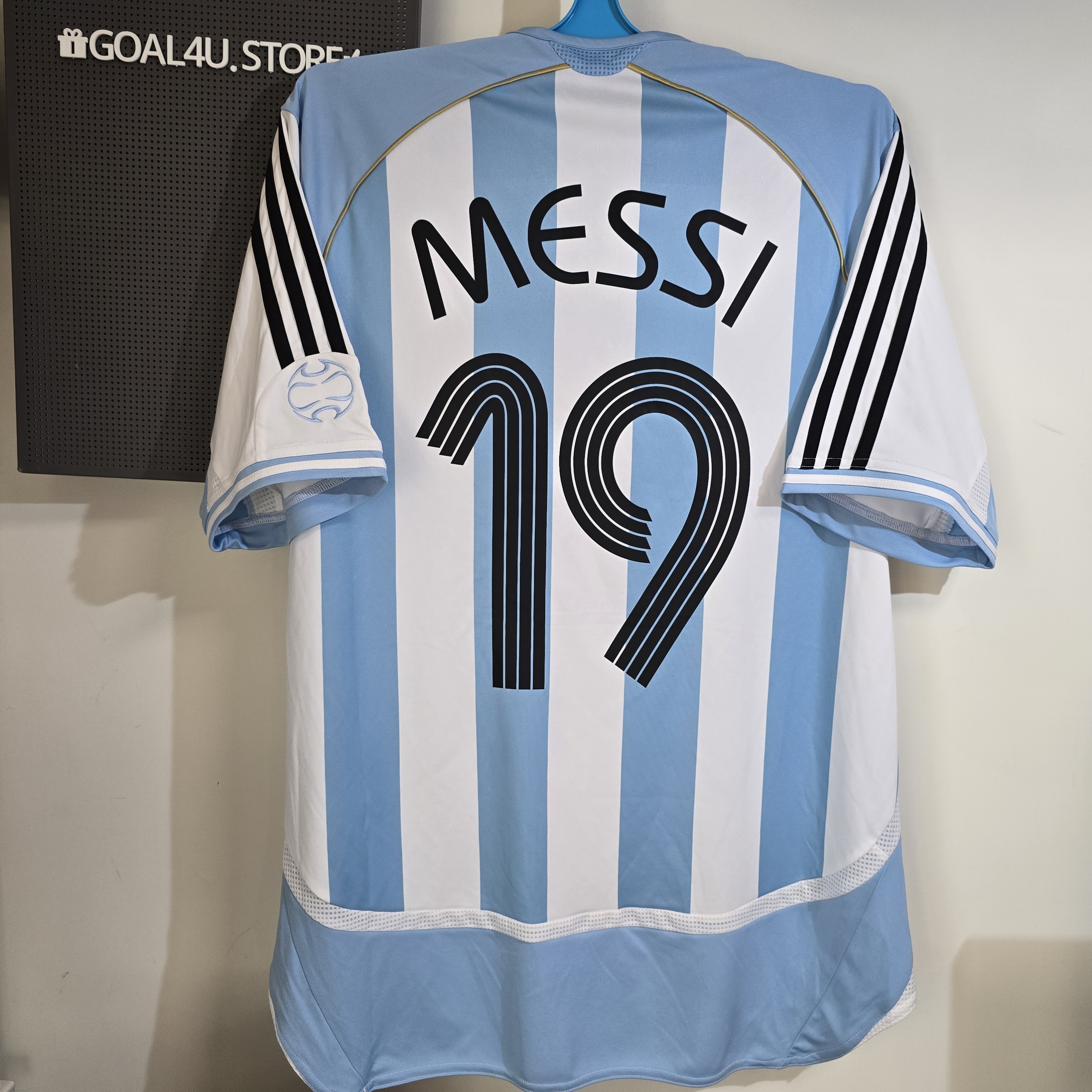 #現貨 ✨經典重生 🏆美斯首登世杯 Adidas Argentina 阿根廷 重製版 2006 主場球衣 連MESSI印字 (可加臂章) JN3708
