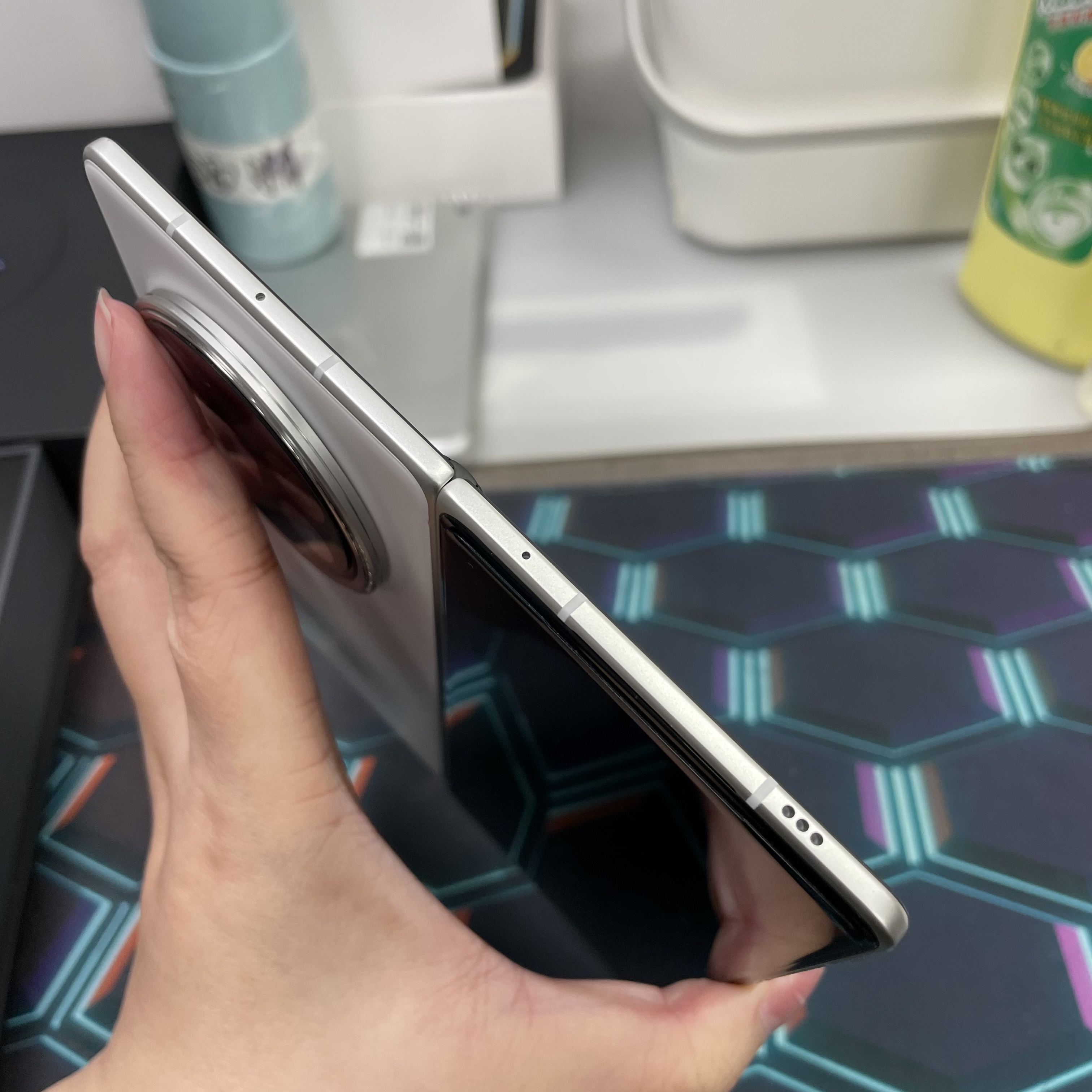 *7762 Vivo X Fold 5 完美機 16+512GB 白色 white