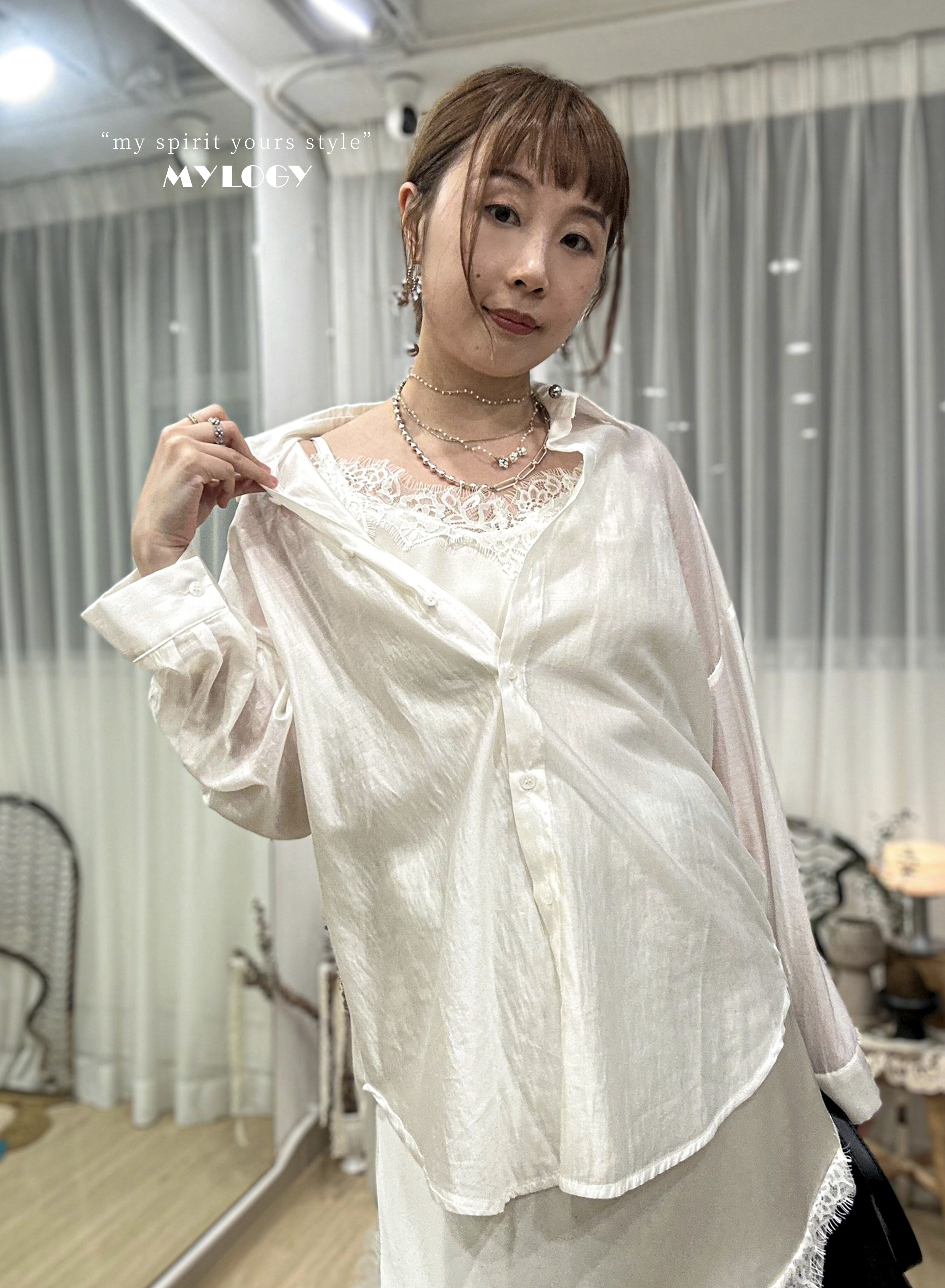 <今季大熱> 文藝知性美～絲滑(可調較)吊帶斜角蕾絲露背外搭 SN0005