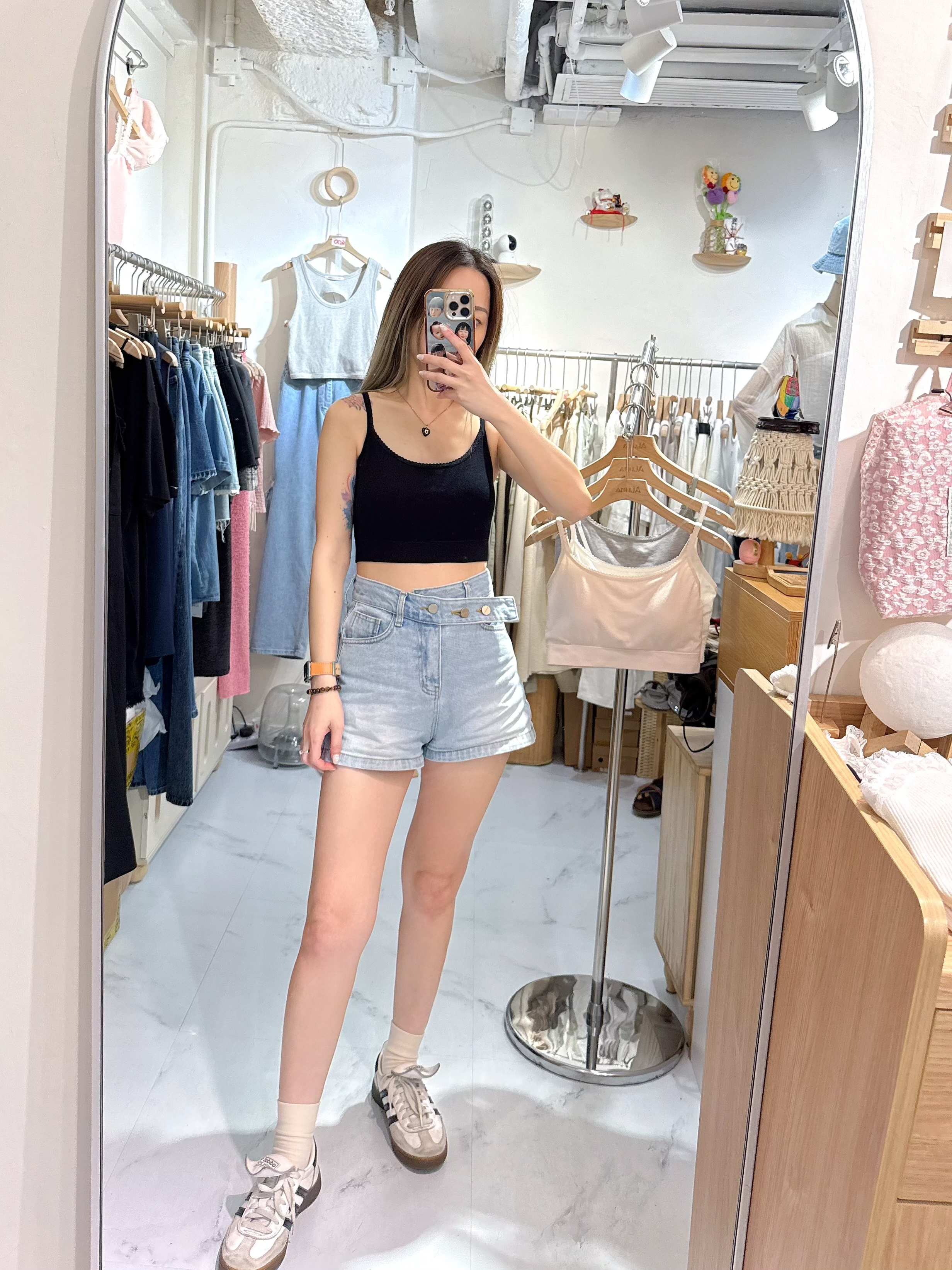 後lace短bra top