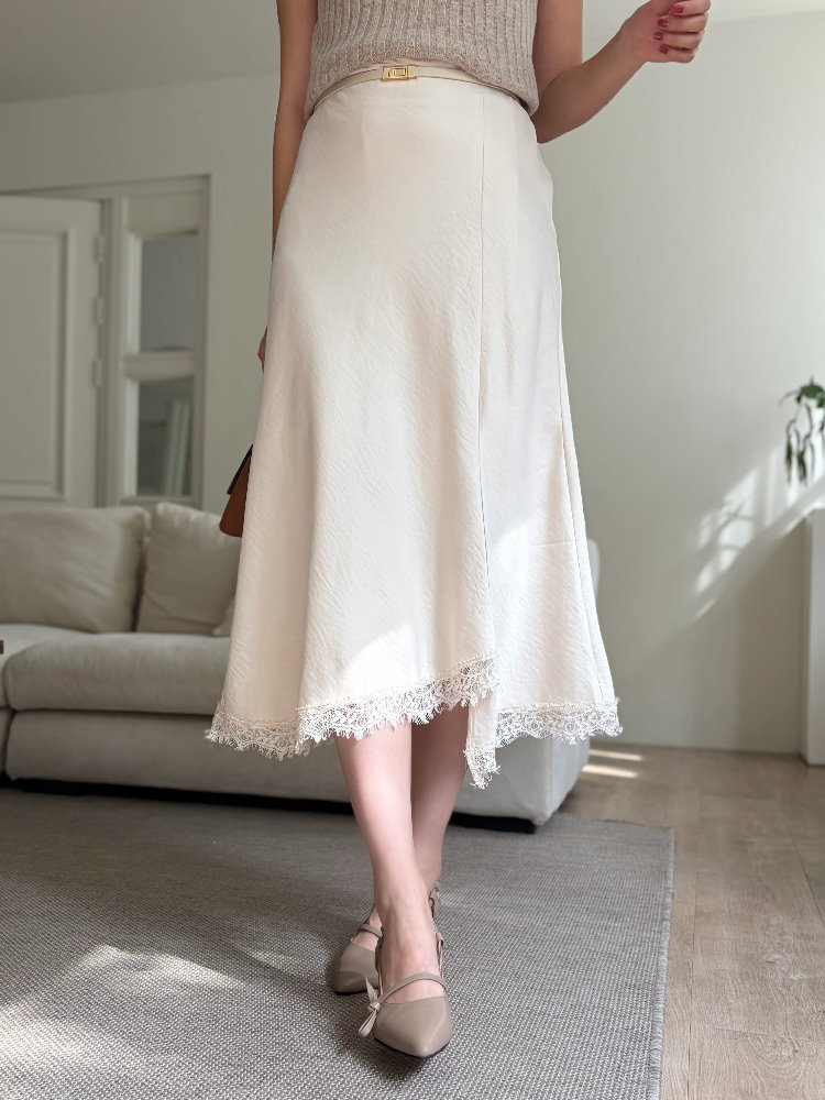 Lacie Asymmetric Skirt (Ivory)