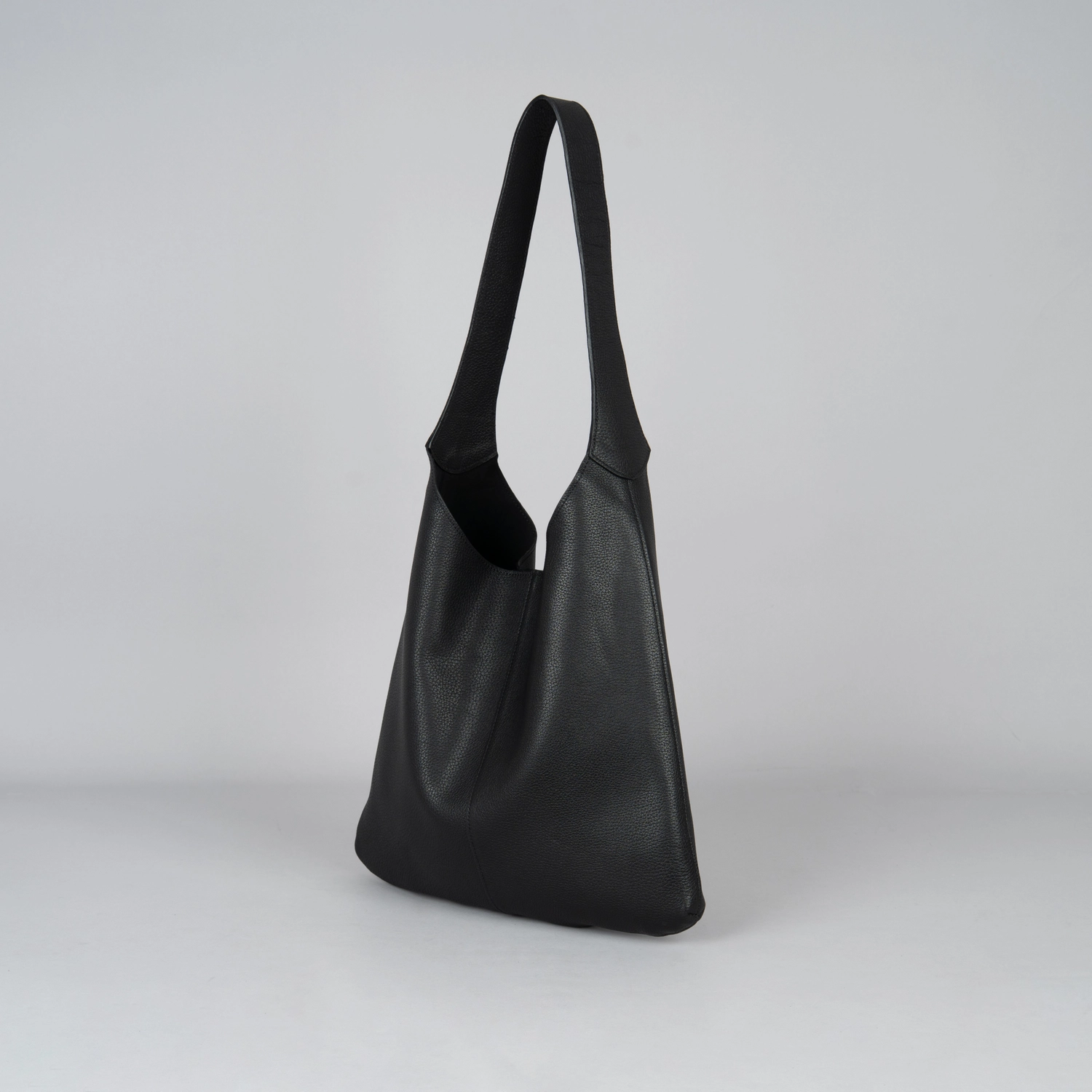 預訂_Moon Shopper By Bucks & leather