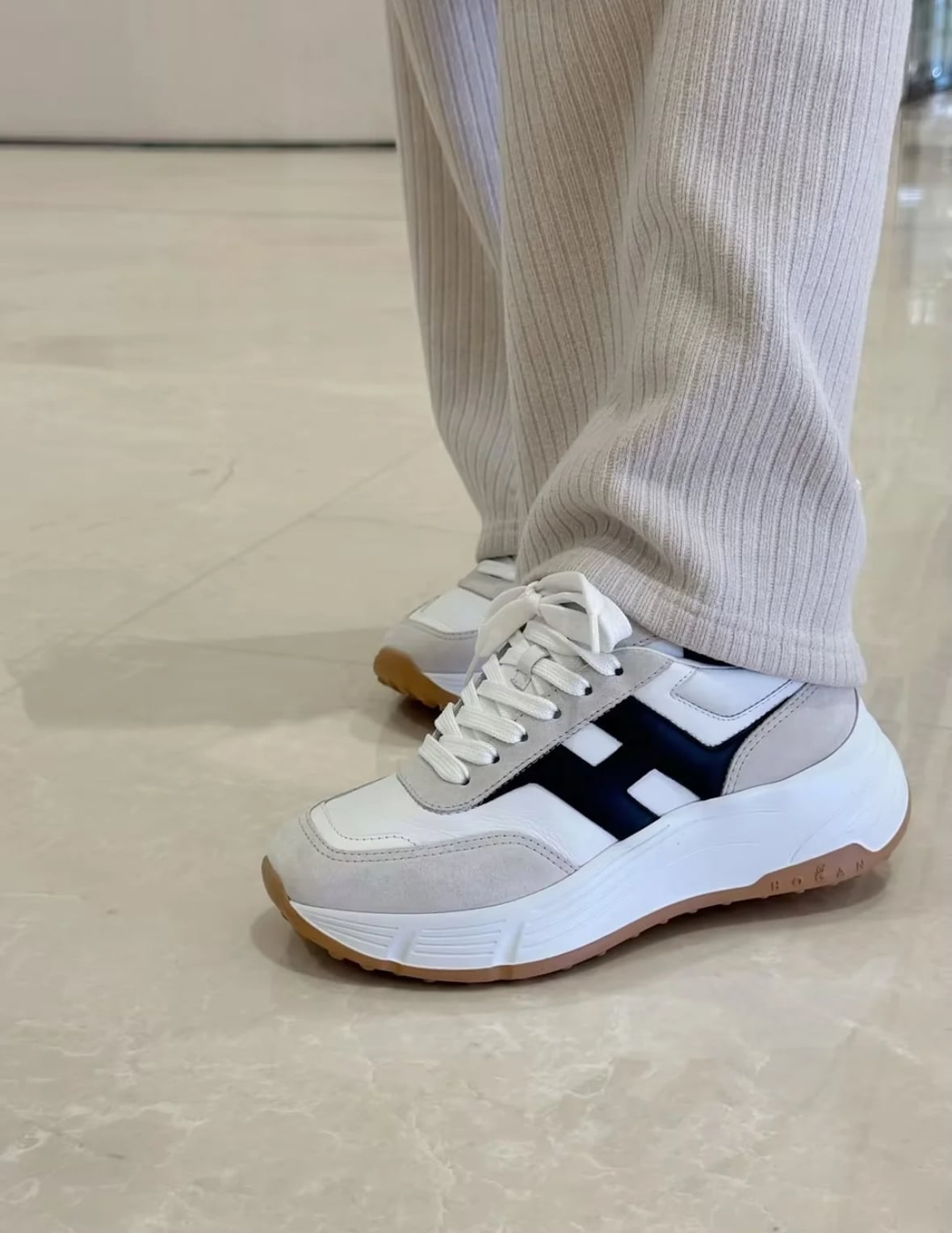 限時優惠✨訂貨📮Hogan Hi-Fi 6.5cm增高sneaker  Size 37/37.5/38/39/40