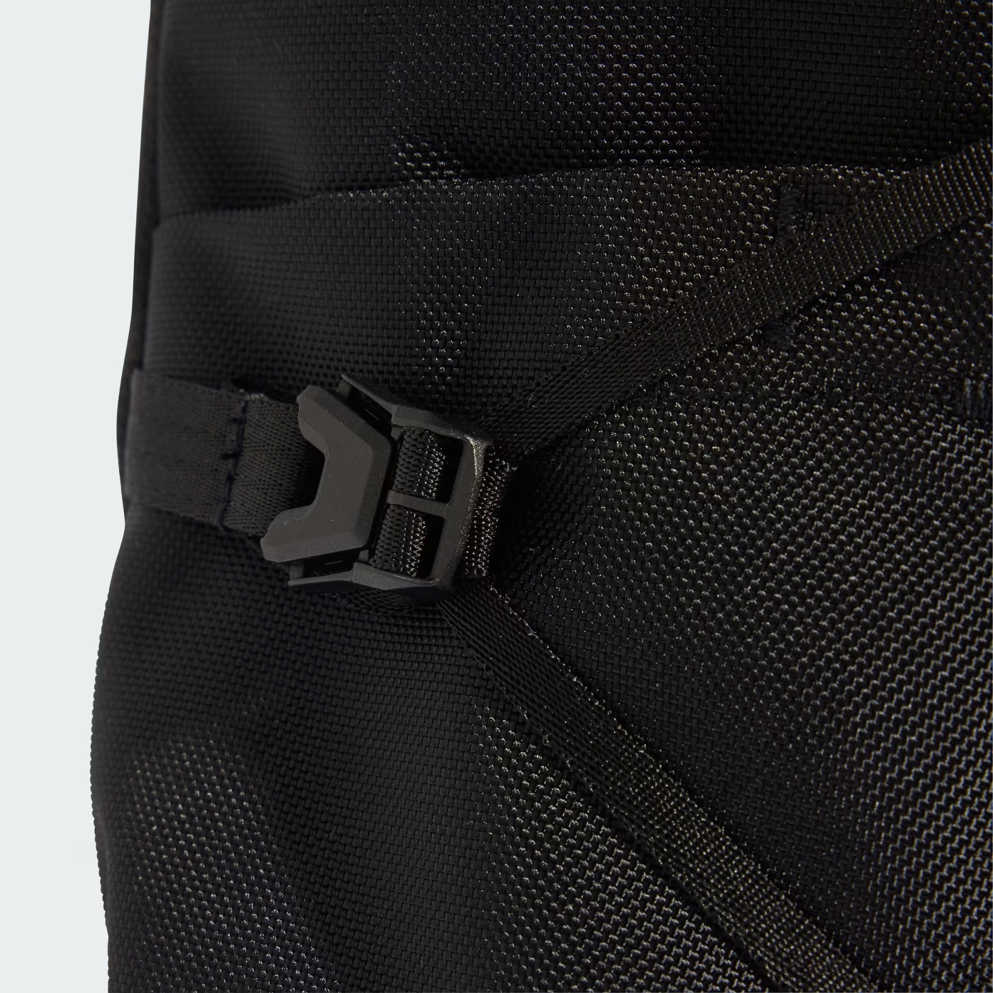 Adidas F1 Mercedes Benz 平治車隊 2026 官方工程師背包 KF1773