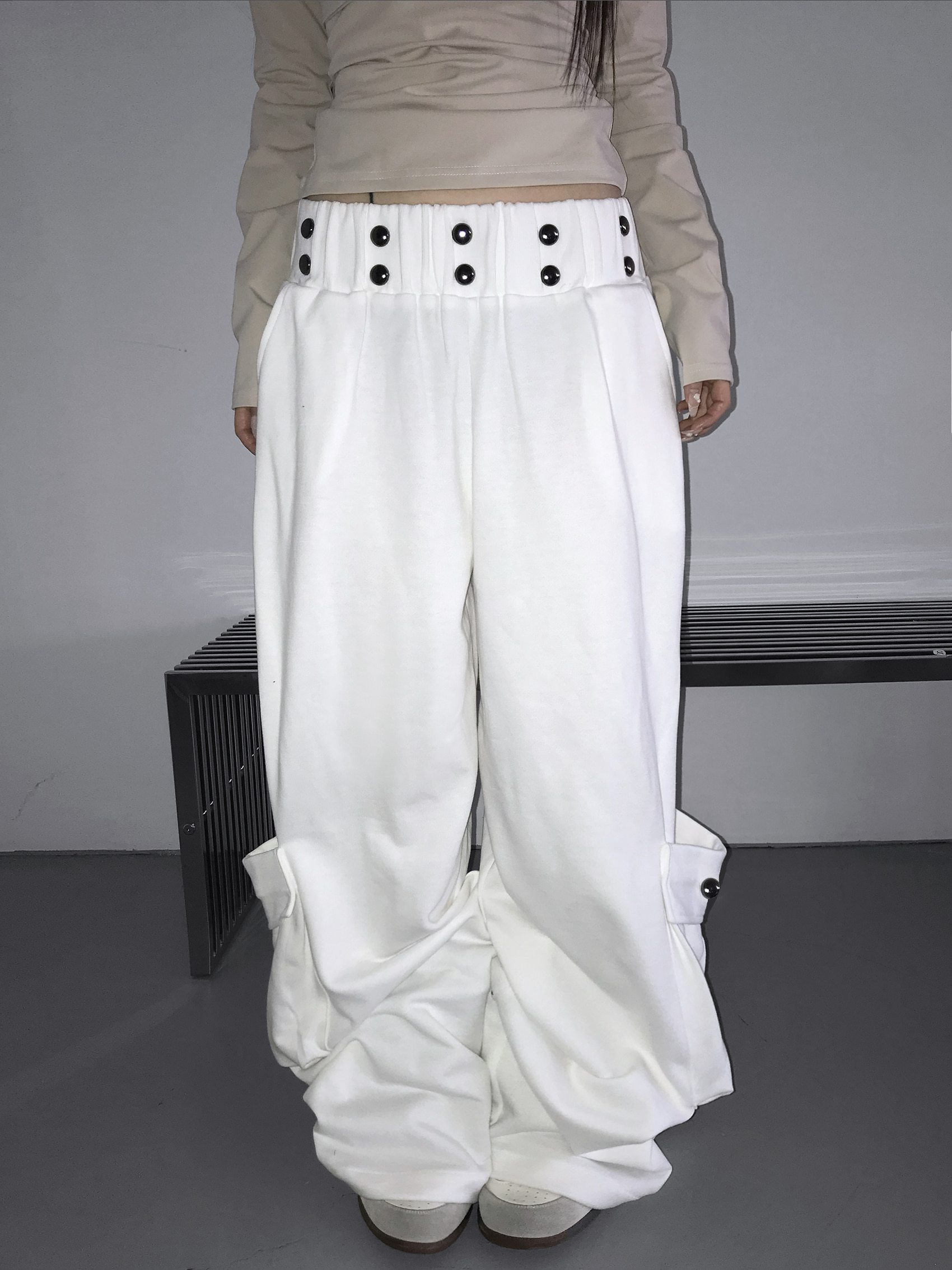 Nova Snap Wide-Leg Cargo Pants