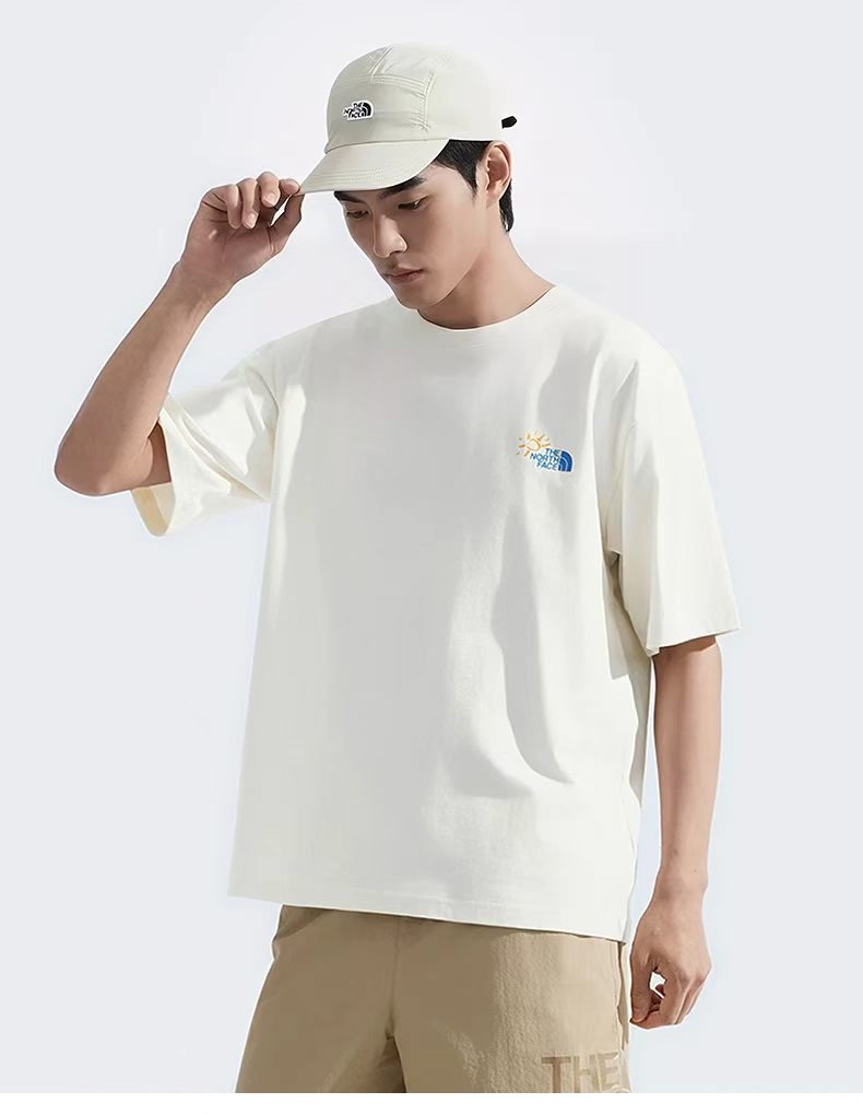 The North Face 後塗鴉式露營印花短袖Tee
