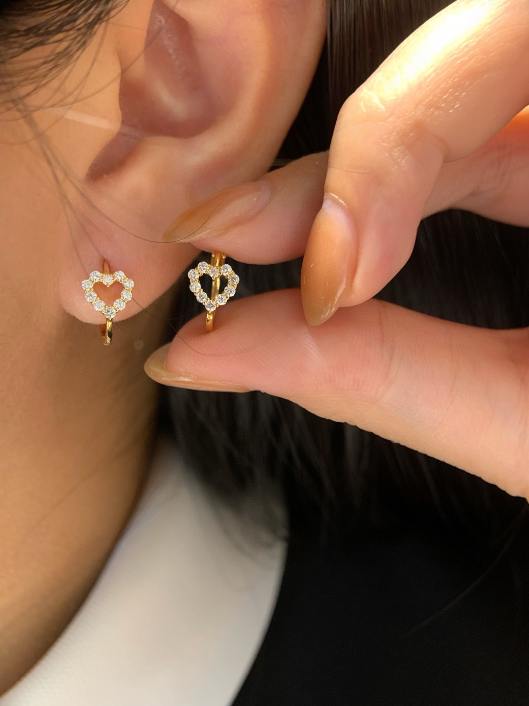 18K Diamond Hoop Earrings 