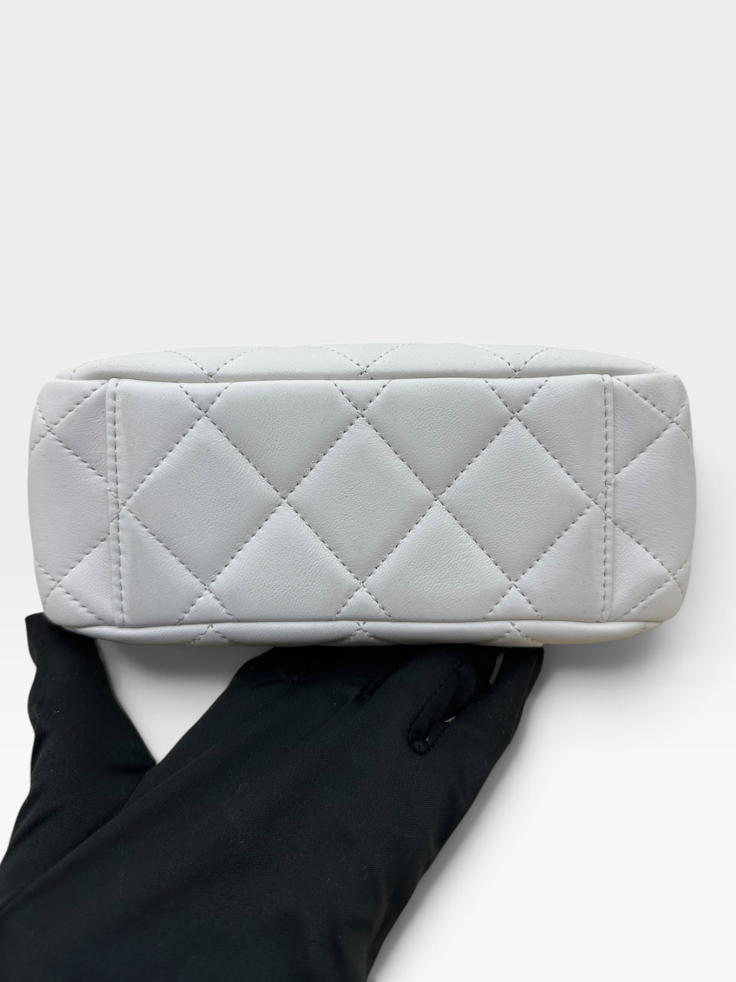 Pre-Owned CHANEL Top Handle Bowling Bag / Product Code: K090406