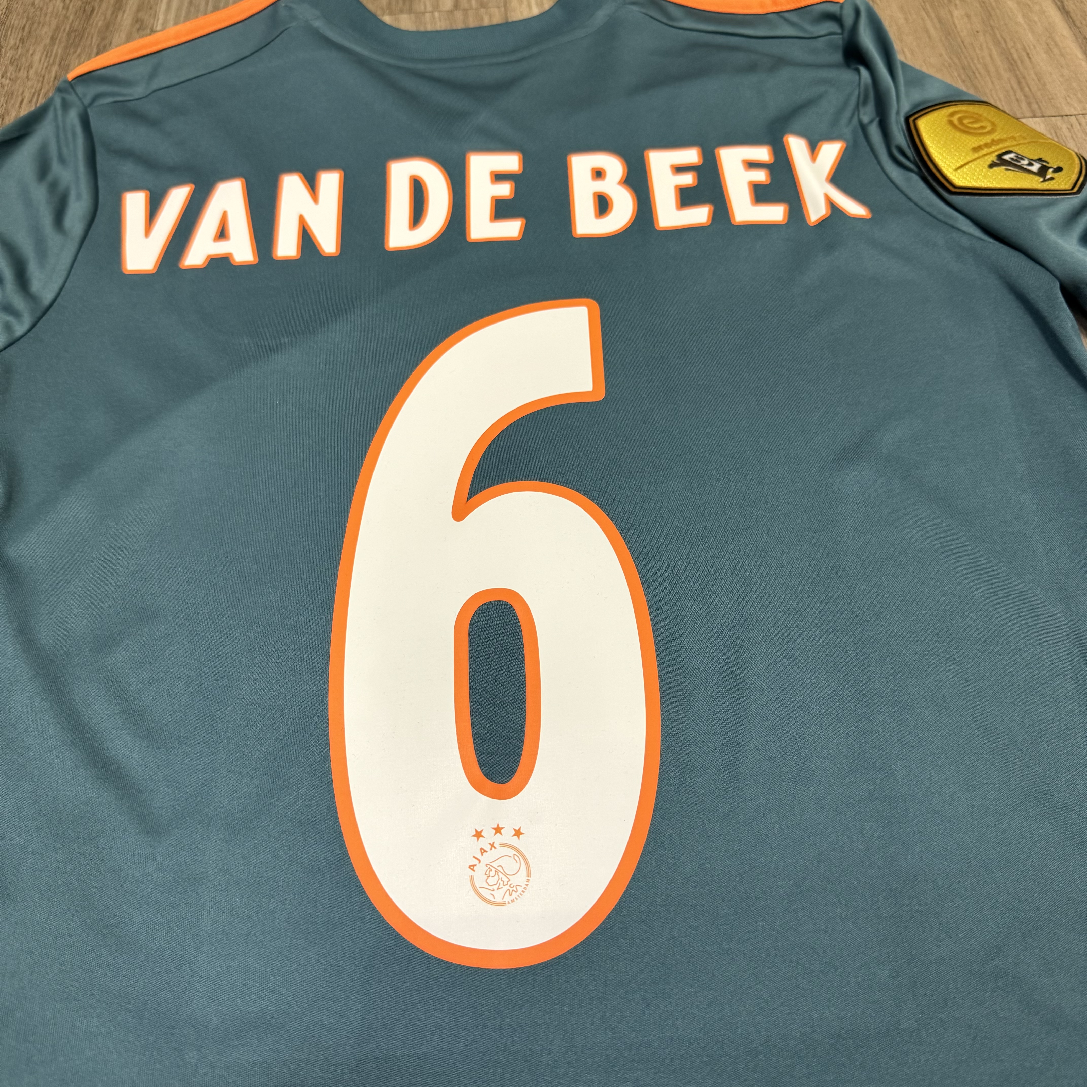 (Youth size)Ajax 19/20 away shirt #6 Van de beek (Bnwt)