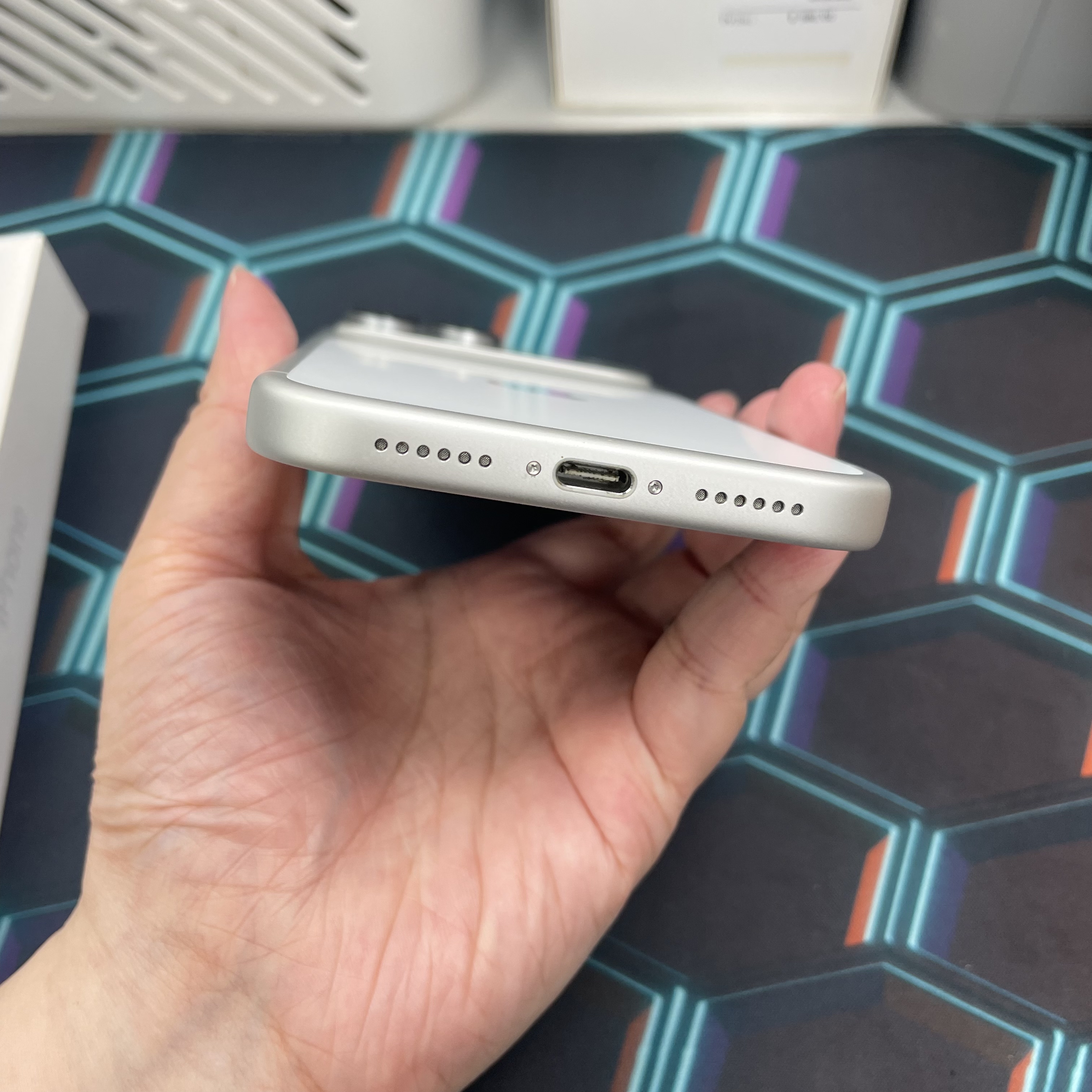 *6333 17 Promax 完美機 256GB 電100 銀色 sliver