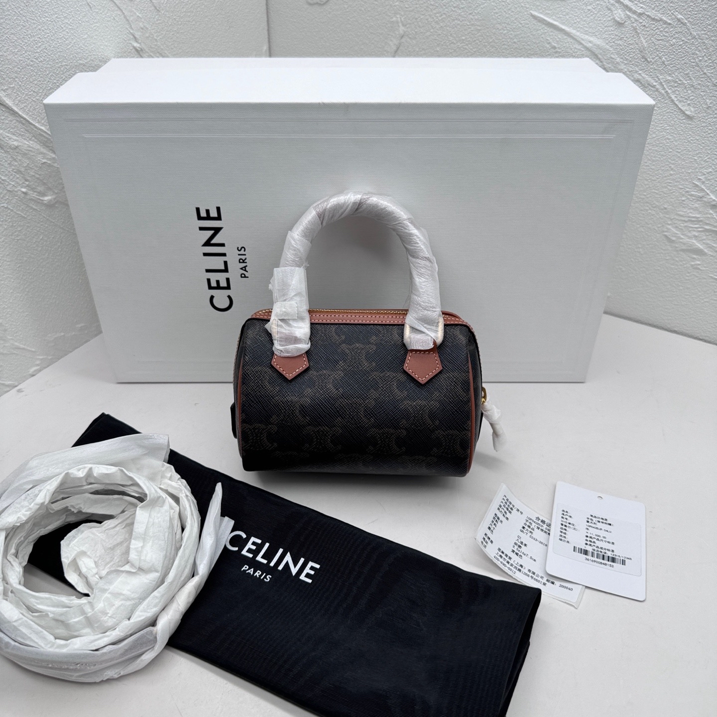 Pre-owned Celine Boston Triomphe Canvas bag / Product Code: 26042402